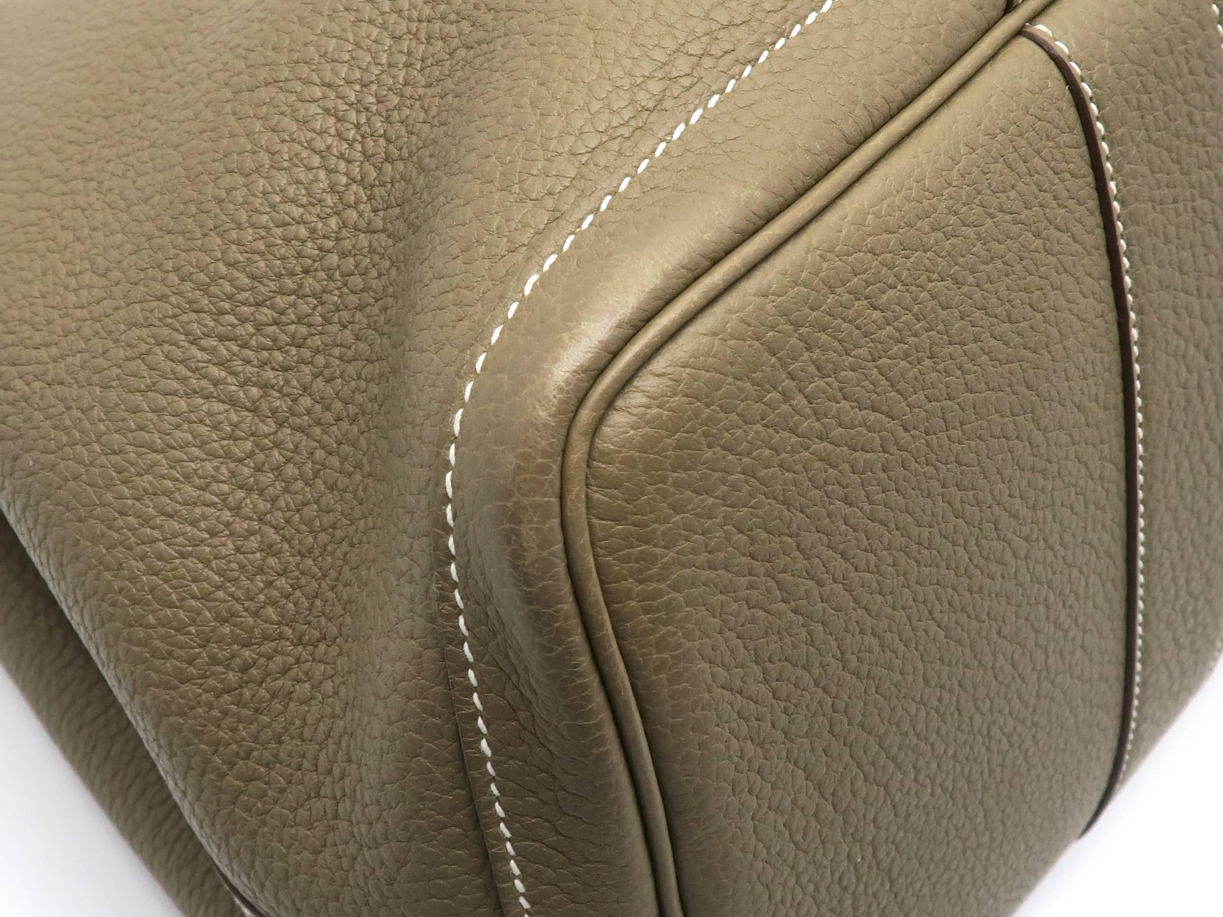 Hermes Garden Party PM Etoupe Brown Negonda Leather Tote Bag In Excellent Condition For Sale In Kowloon, HK