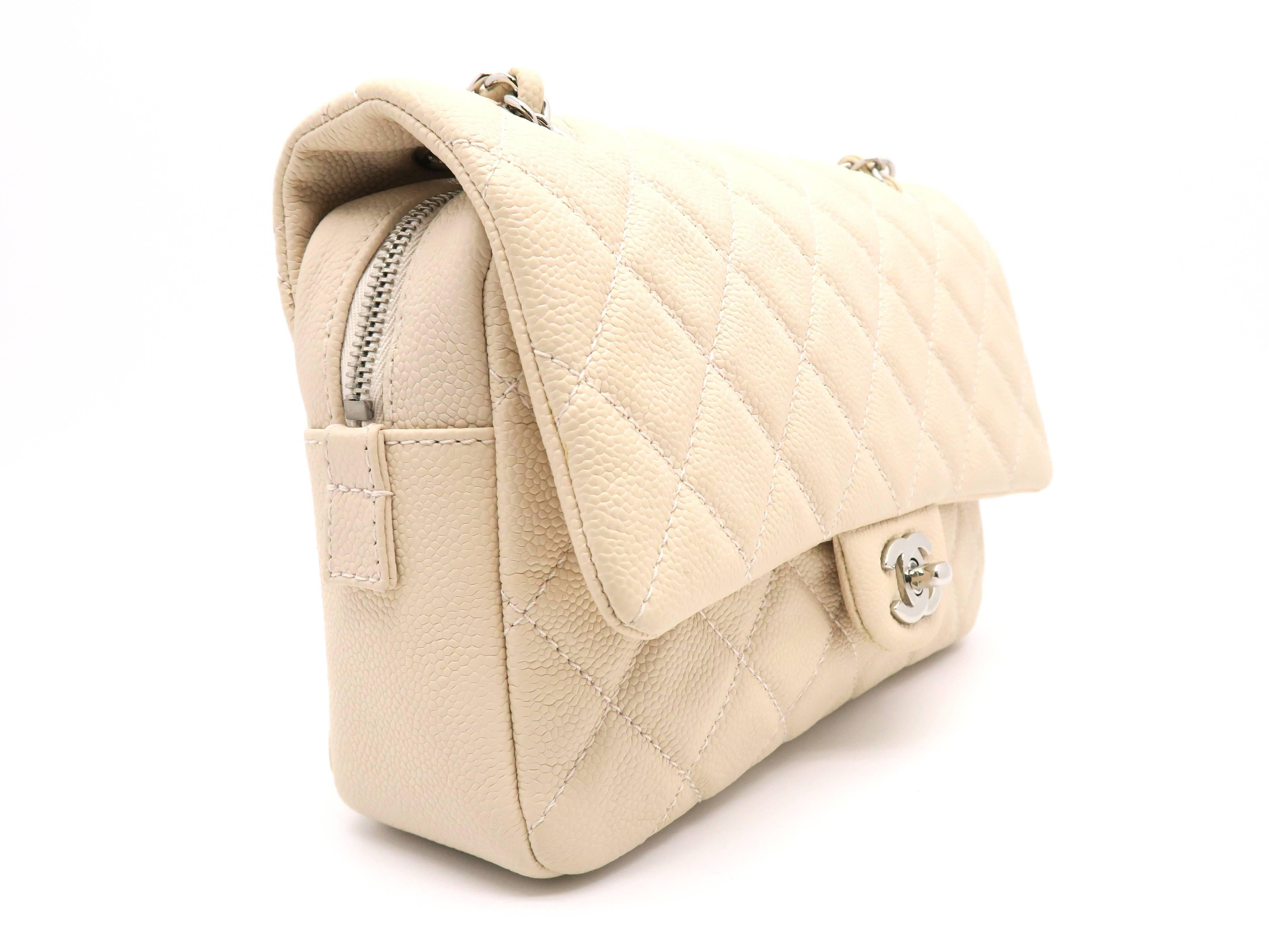 Color: Light Pink

Material: Quilted Caviar Leather

Condition: Rank S 
Overall: Almost New
Surface: Good
Corners: Good
Edges: Good
Handles/Straps: Good
Hardware: Good

Dimension: W24.5 × H16 × D6cm（W9.6" × H6.2" × D2.3"）
Shoulder