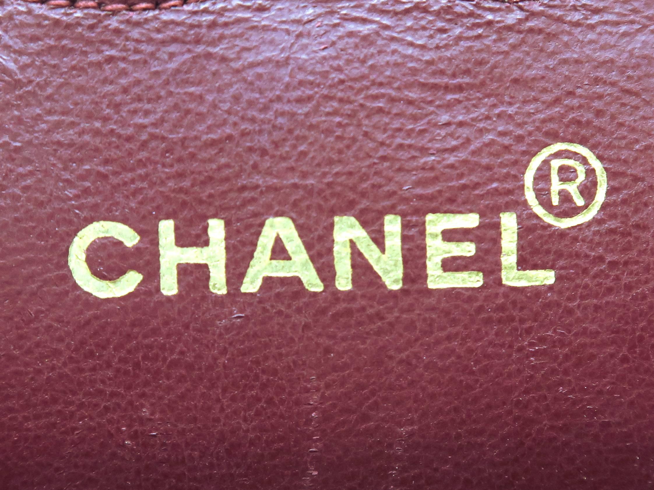 Chanel Vintage Matelasse 25 Double Flap Black Leather Chain Shoulder Bag For Sale 1