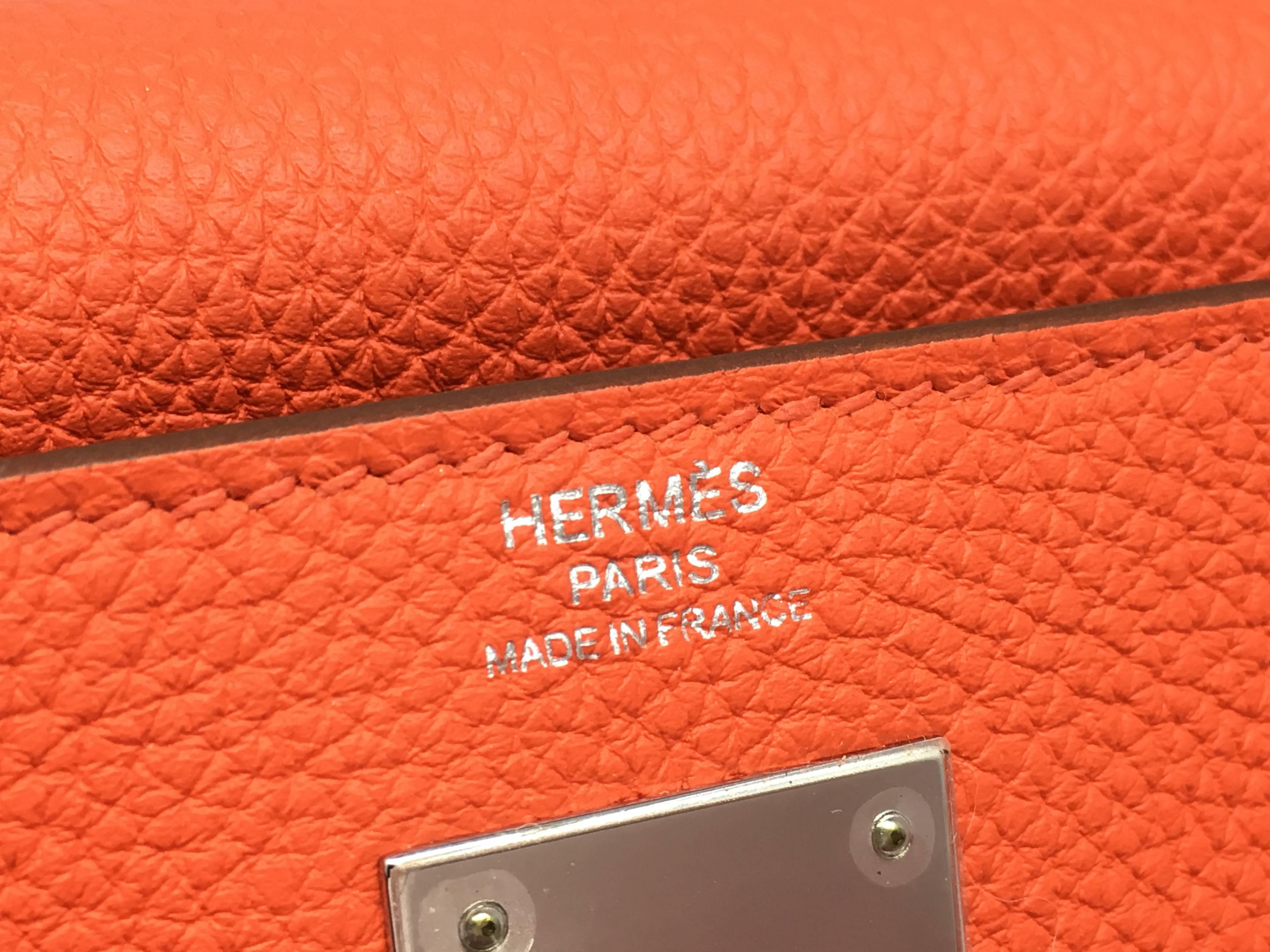 Hermes Kelly 28 Capucine Orange Togo Leather Silver Metal Top Handle Bag For Sale 1