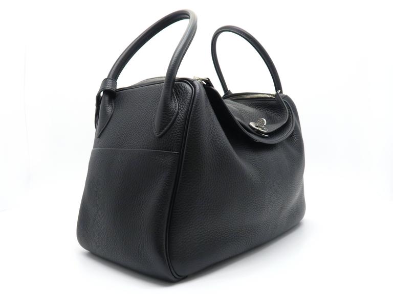 Hermes Lindy 34 Noir Taurillon Clemence Leather Shoulder Bag For Sale at  1stDibs