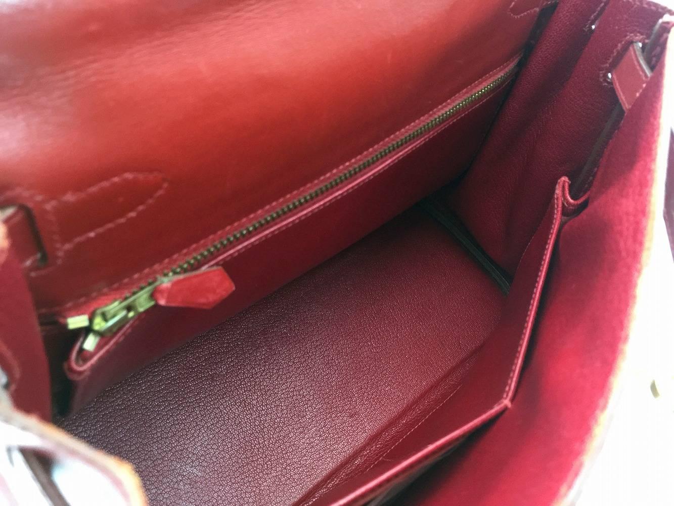Hermes Vintage Kelly 28 Rouge Garance Red Box Calf Leather Gold Metal Satchel In Excellent Condition For Sale In Kowloon, HK