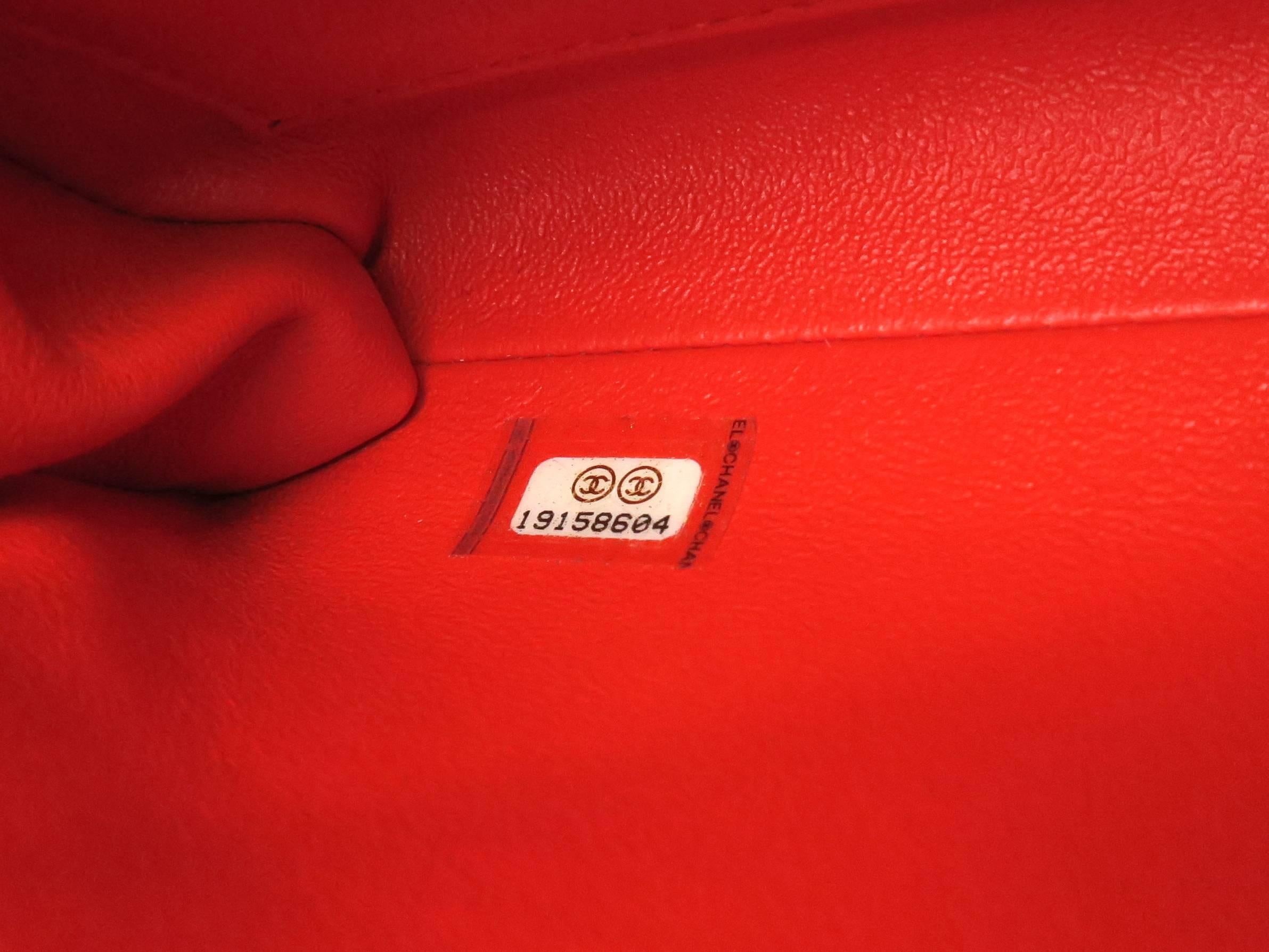 Chanel Red/ White Patent Leather Clutch With Chain Shoulder Bag For Sale 4