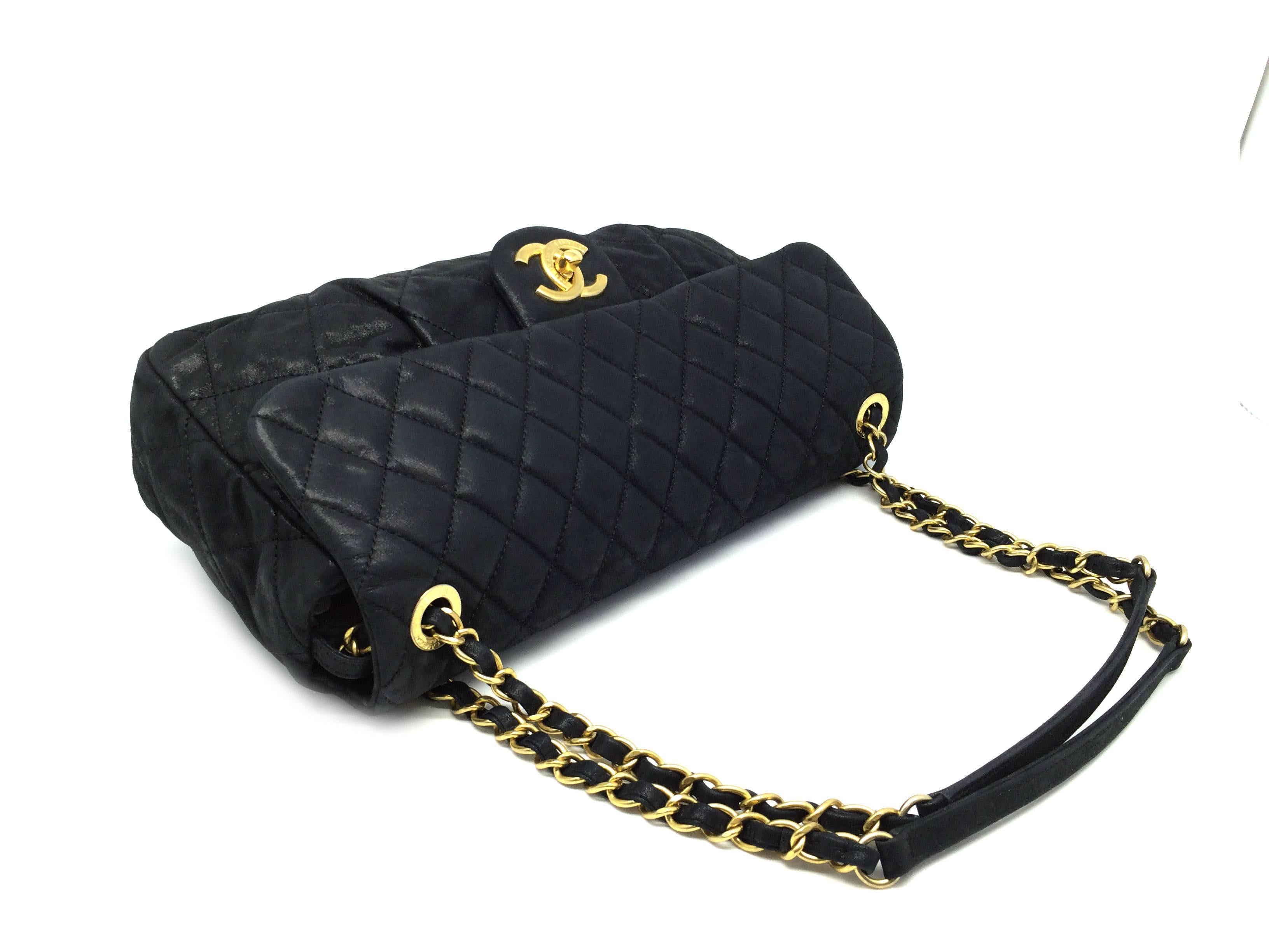 Chanel Grey-Ish Black Quilting Lambskin Leather Gold Metal Chain Shoulder Bag For Sale 2