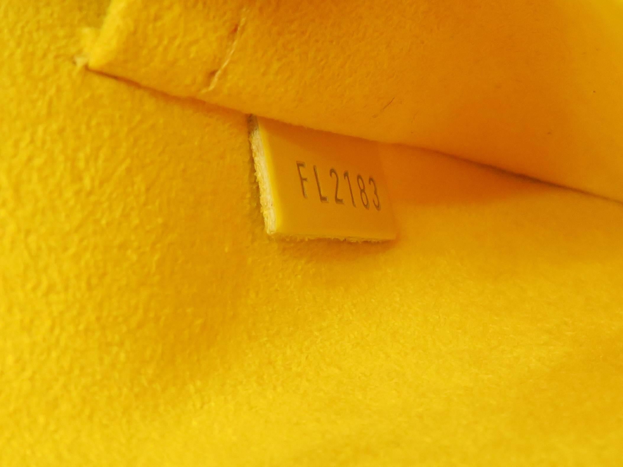Louis Vuitton Alma PM Epi Leather Yellow Handbag For Sale 3