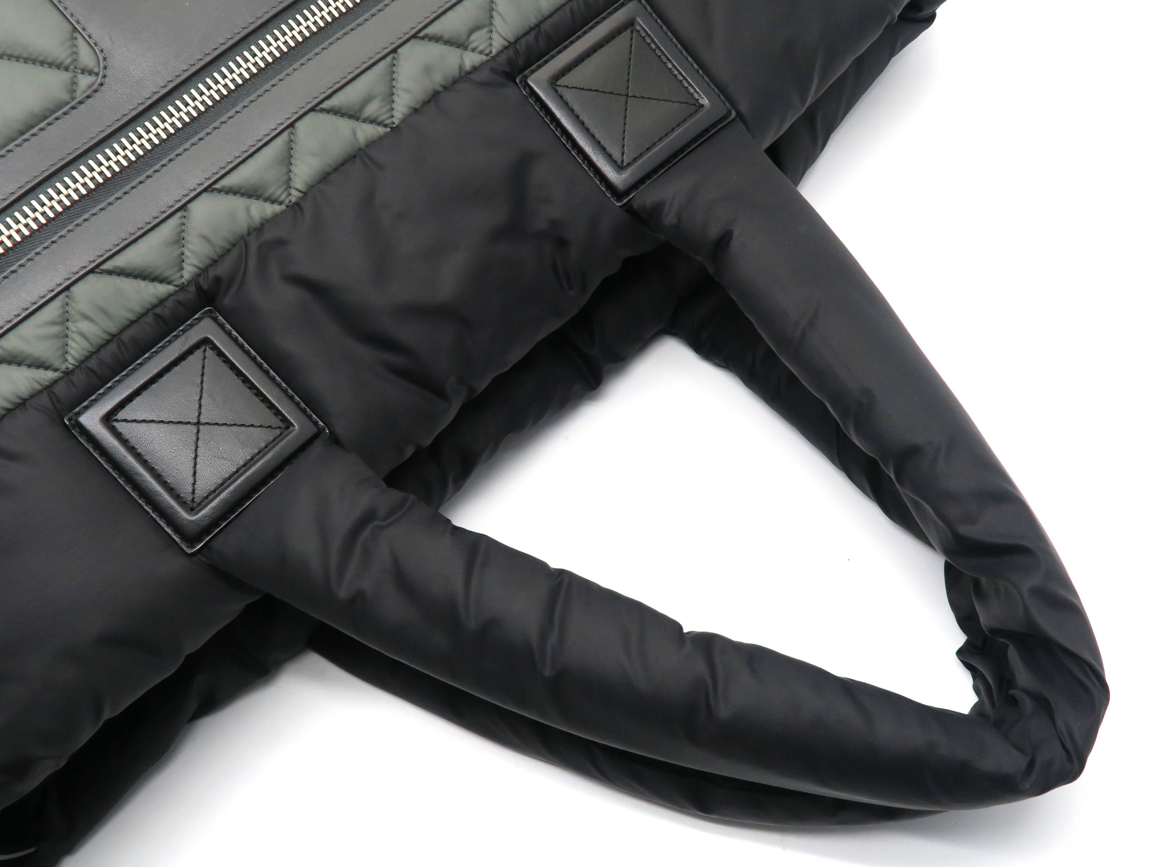 Chanel Coco Cocoon Green/ Black Nylon Shoulder Bag For Sale 2