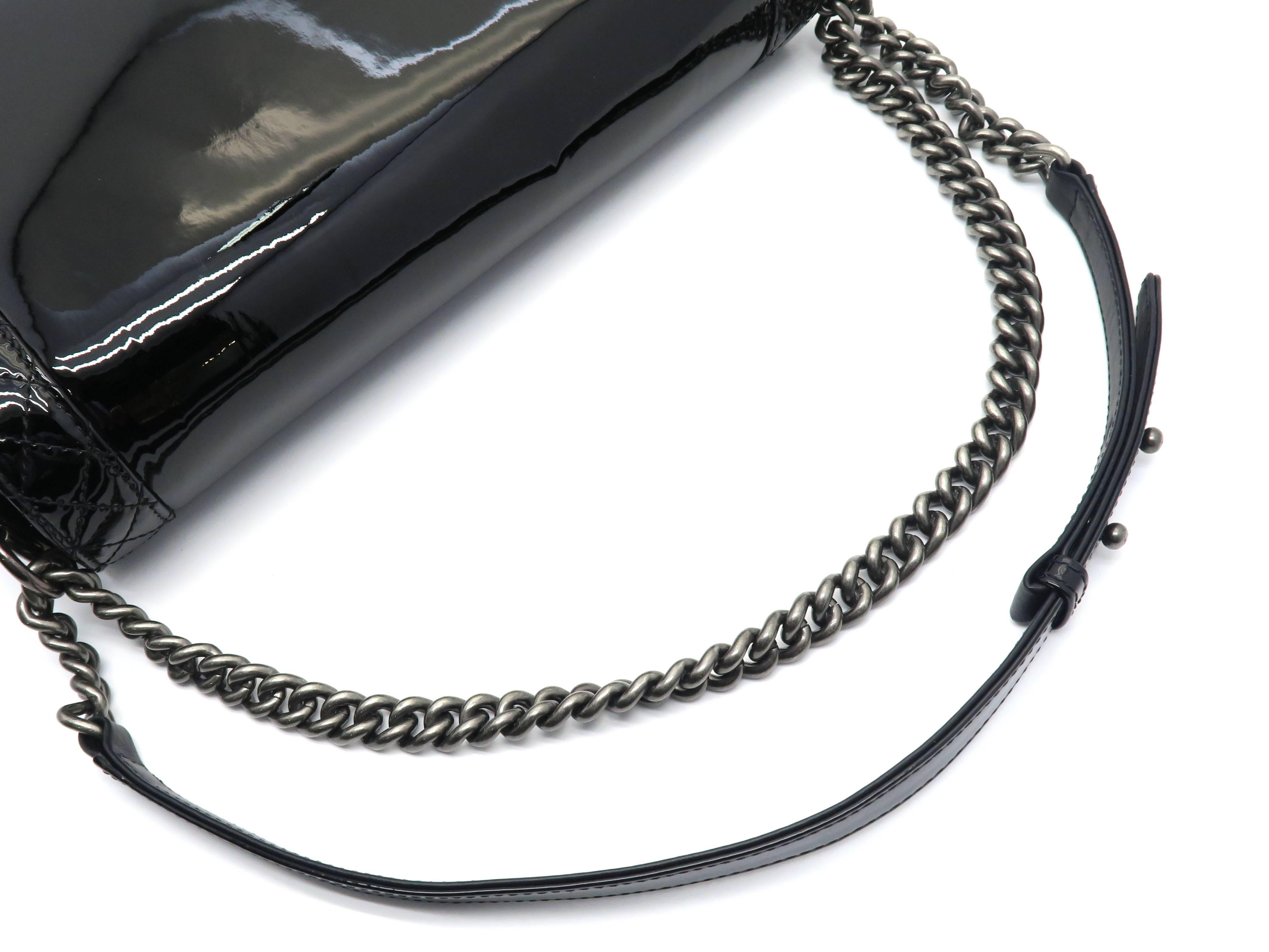 Chanel Boy Flap Black Quilting Patent Leather Chain Shoulder Bag For Sale 2