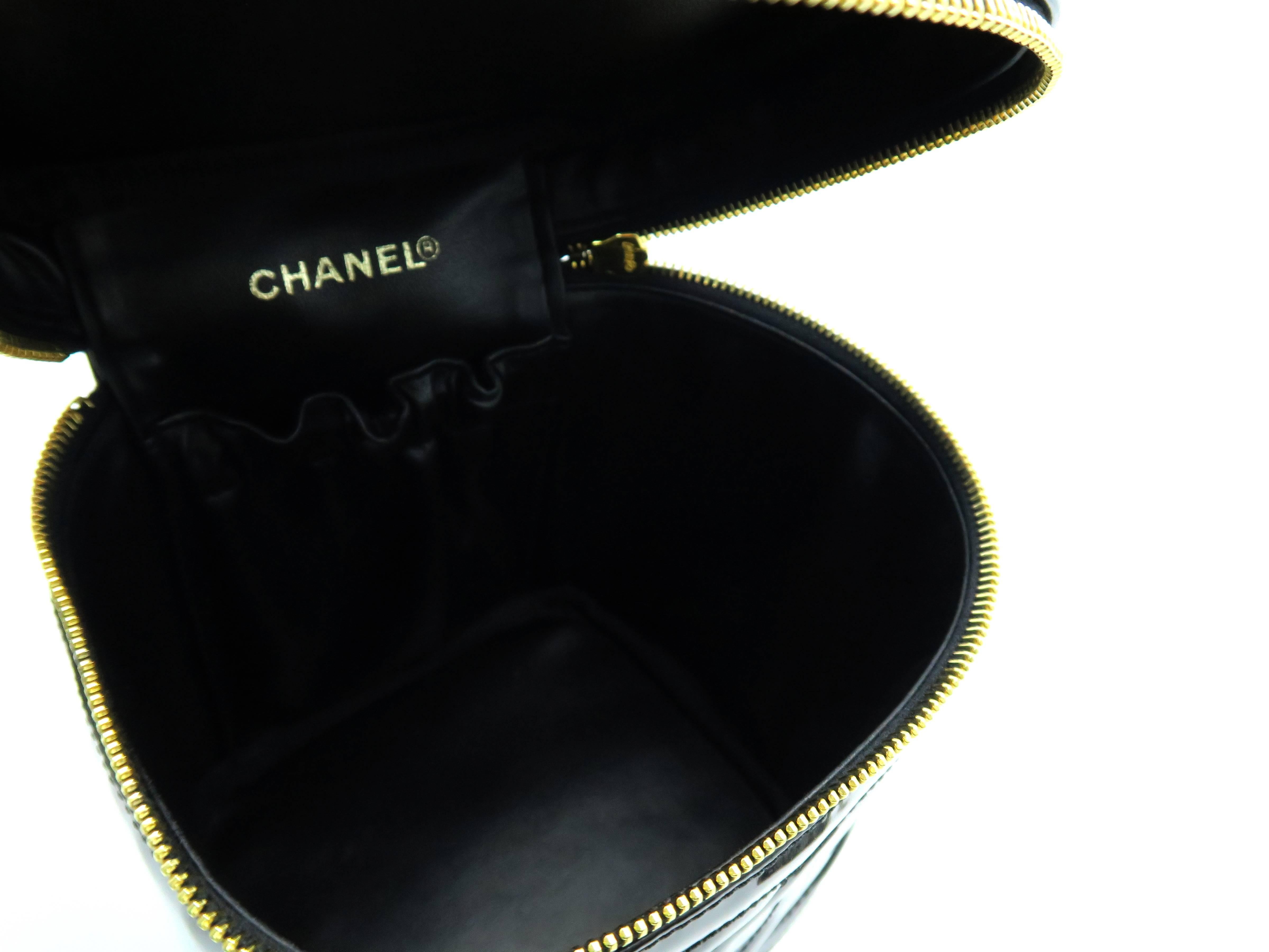Chanel Patent Leather Handbag Black For Sale 2