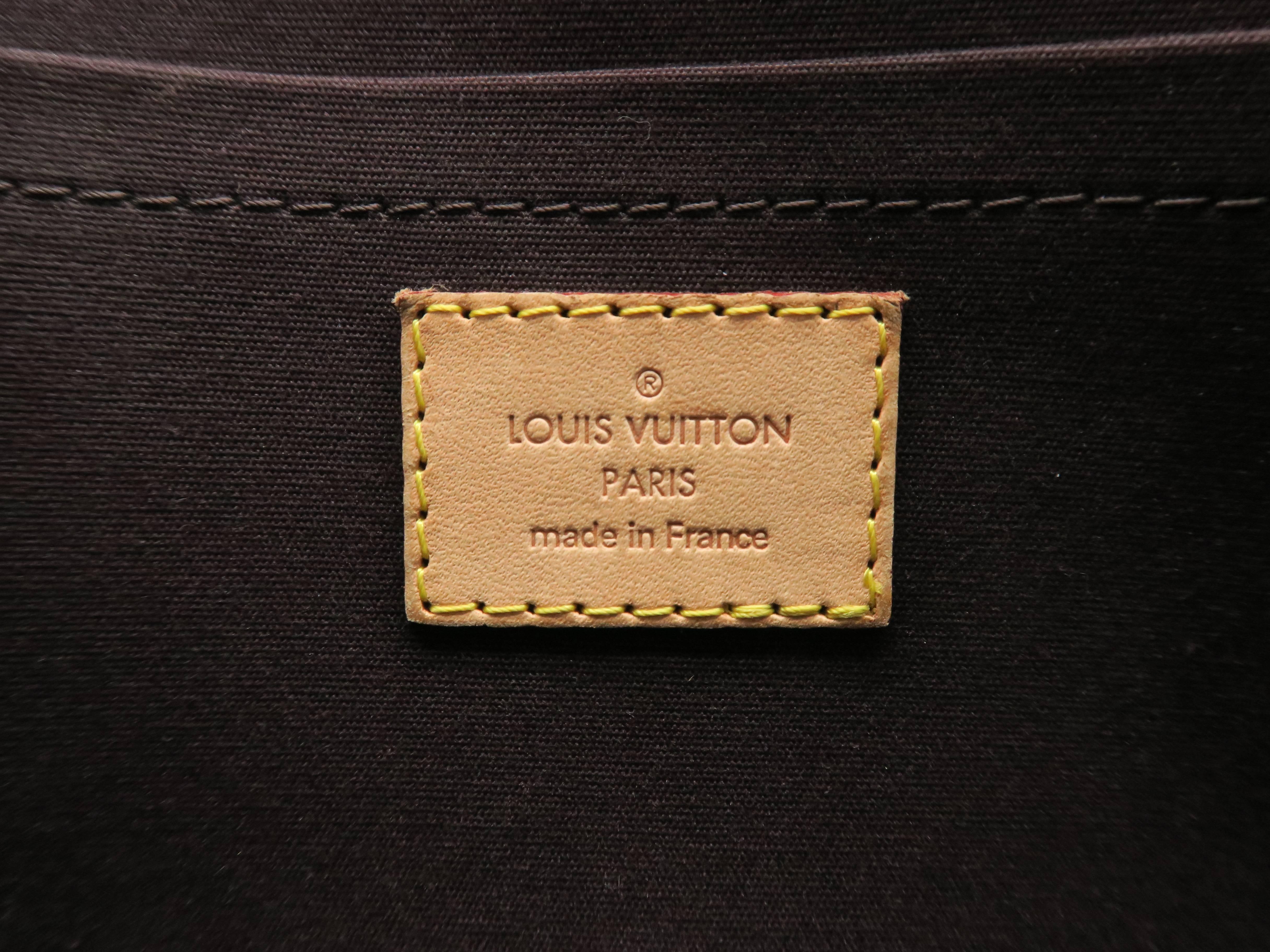 Louis Vuitton Rosewood Wine Red Vernis Shoulder Bag For Sale 4