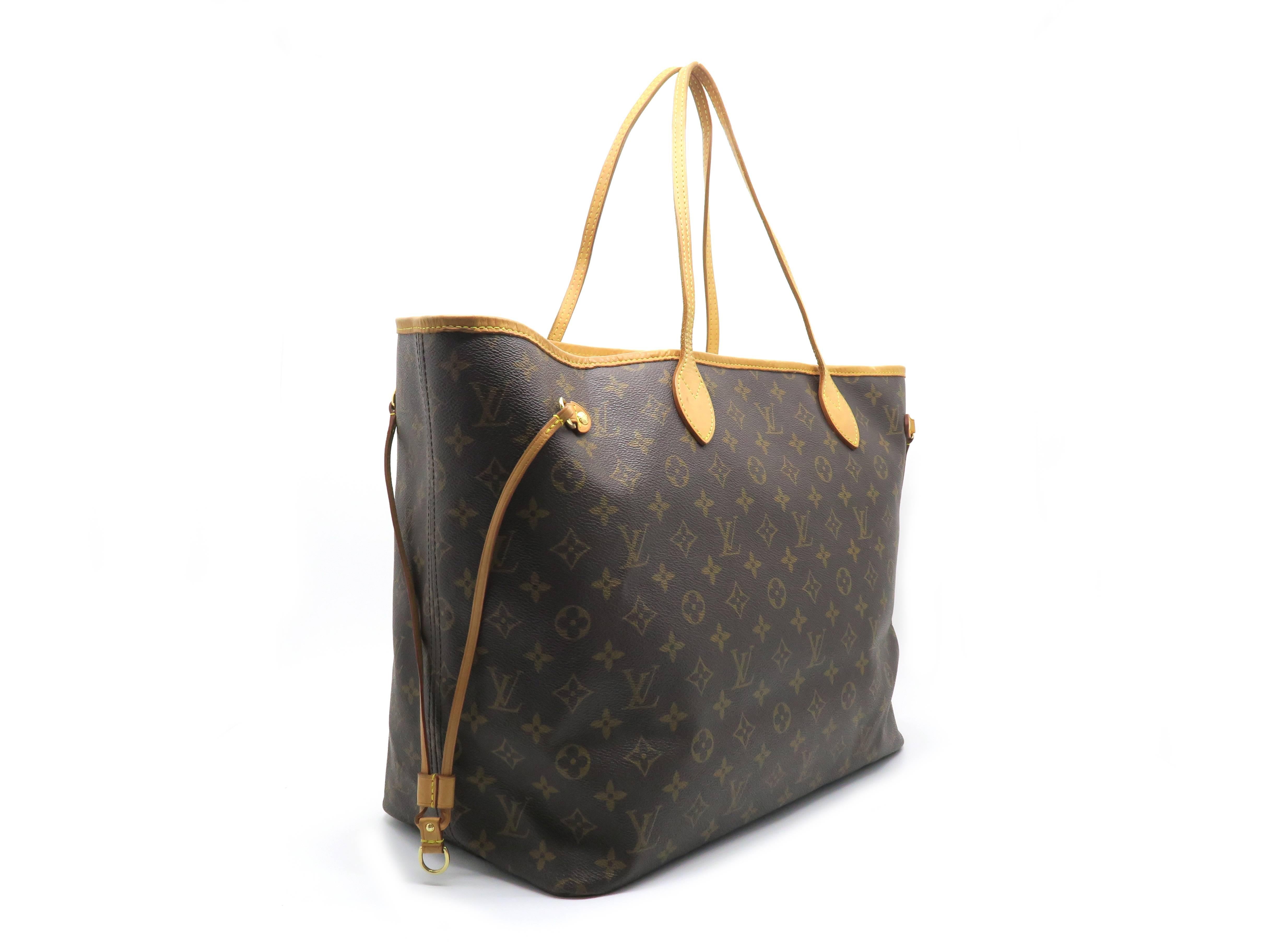 Color: Brown

Material: Monogram Canvas

Condition: Rank A
Overall: Good, few minor defects
Surface: Minor Scratches
Corners: Minor Scratches
Edges: Minor Scratches
Handles/Strap: Minor Scratches
Hardware: Minor Scratches

Dimensions: