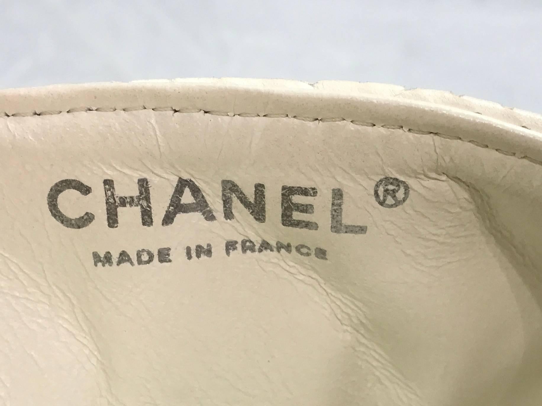 Chanel White Quilting Lambskin Leather Shoulder Tote Bag For Sale 3