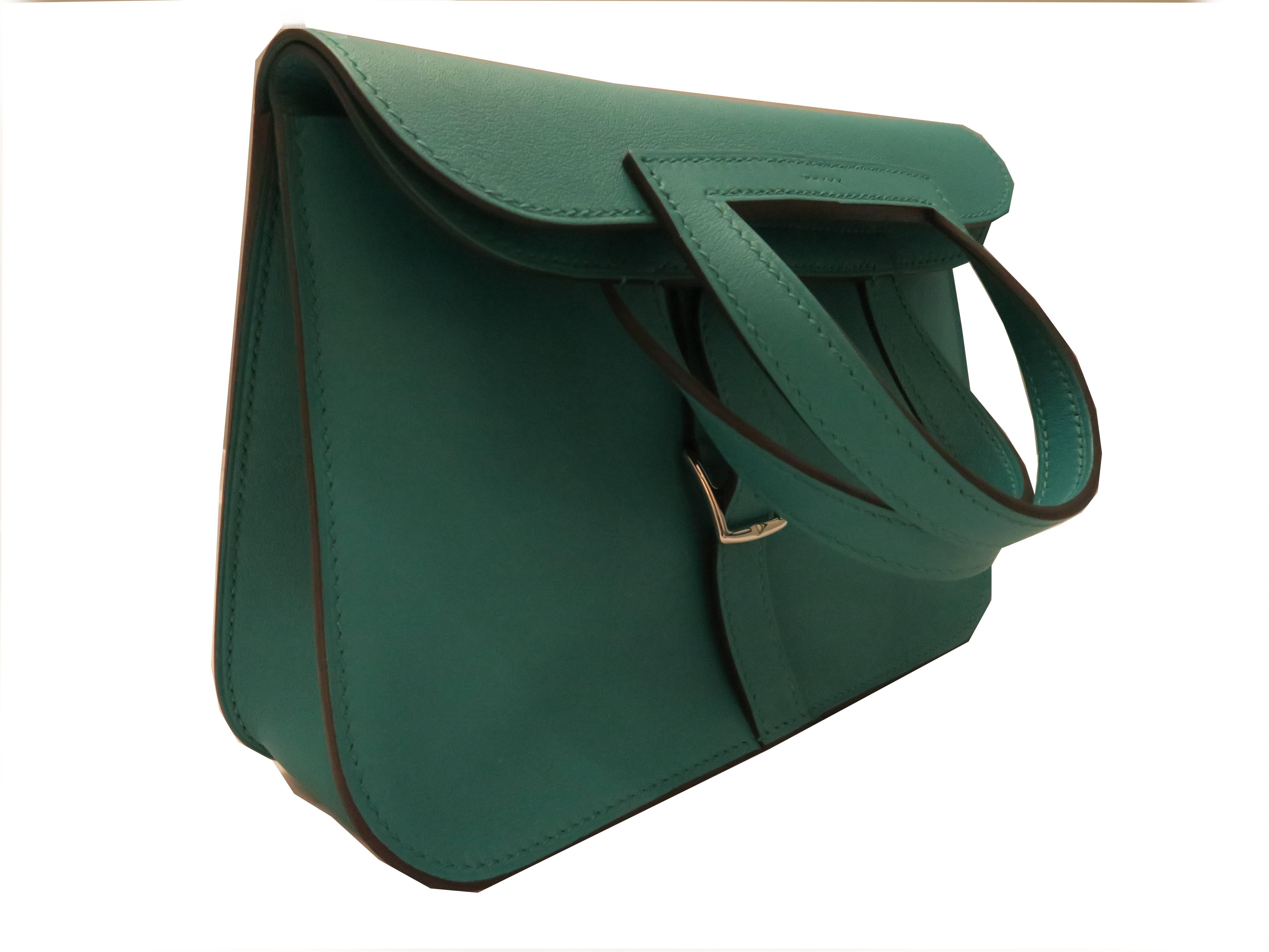 Color: Blue-Ish Green / Menthe ( Designer Color )

Material: Evercolor Leather

Condition: New 
Overall: Brand New, Not Used
Surface: Good
Corners: Good
Edges: Good
Handles/Straps: Good
Hardware: Good

Dimension: W22.5 × H15.5 × D7cm（W8.8" ×