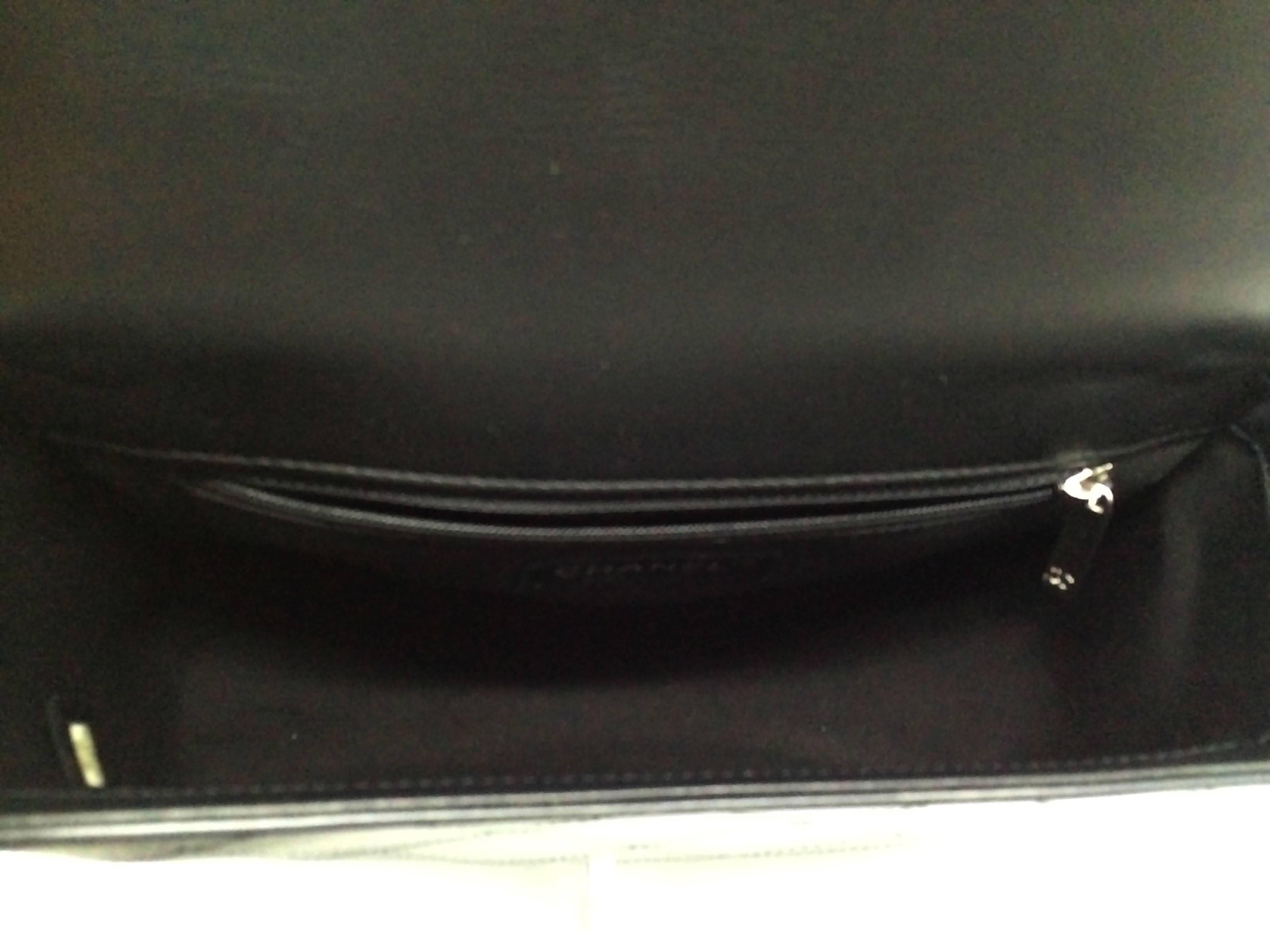 Chanel Black Quilting Calfskin Leather Silver Metal Chain Shoulder Bag 3