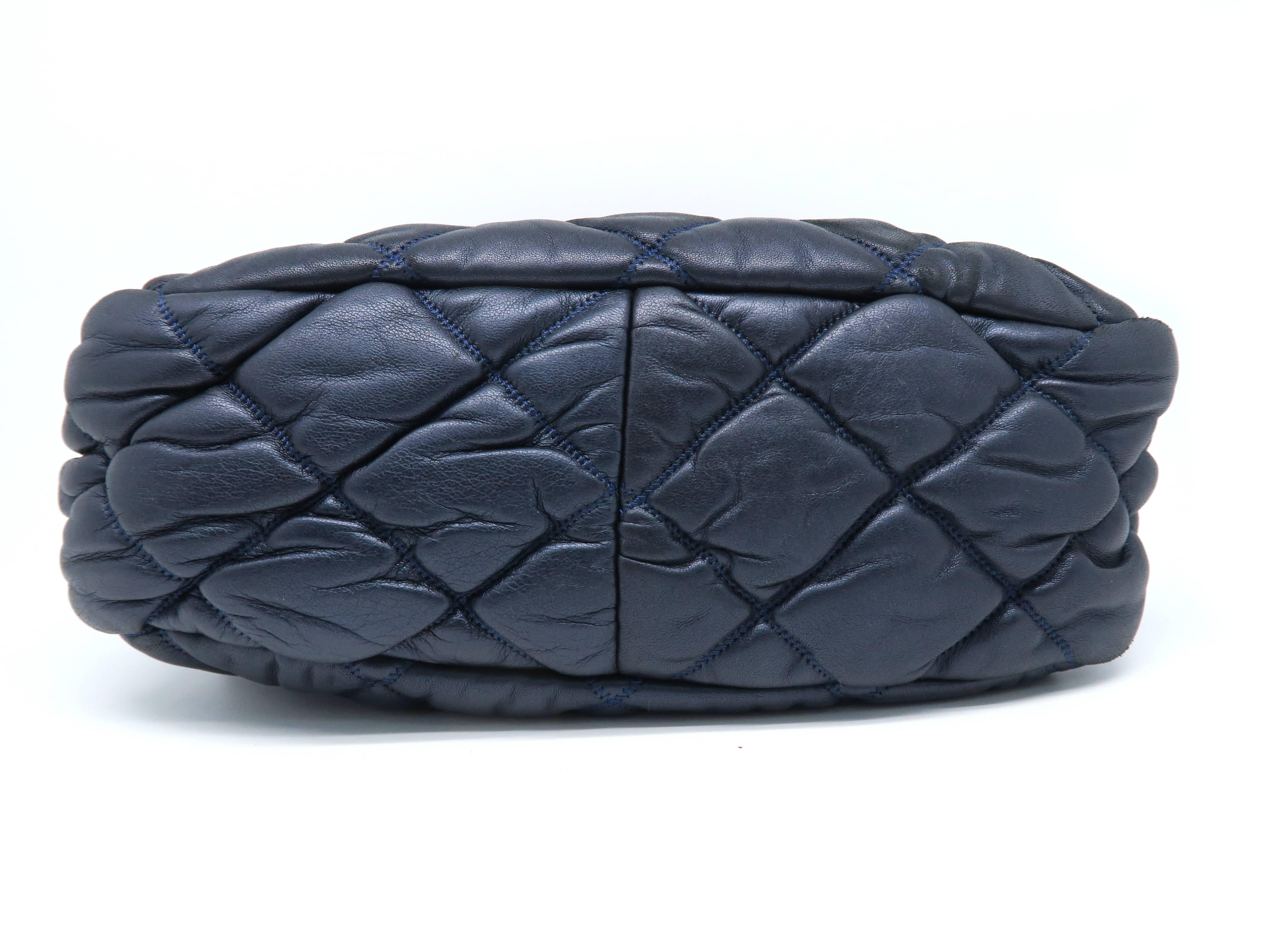 Chanel Dark Blue Quilting Lambskin Leather Chain Shoulder Bag In Excellent Condition For Sale In Kowloon, HK