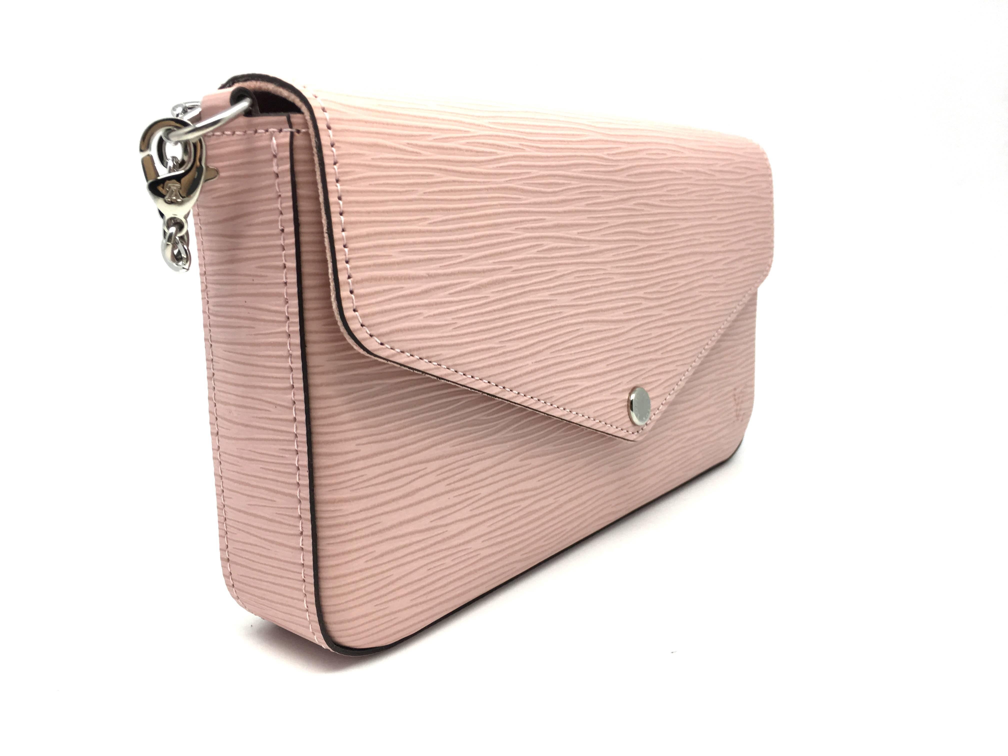 Color: Pink

Material: Epi

Condition: Rank N
Overall: Brand New, Not Used
Surface: Good
Corners: Good
Edges: Good
Handles/Straps: Good
Hardware: Good

Dimensions: W21 × H11 × D3cm（W8.2" × H4.3" × D1.1"）
Shoulder strap: