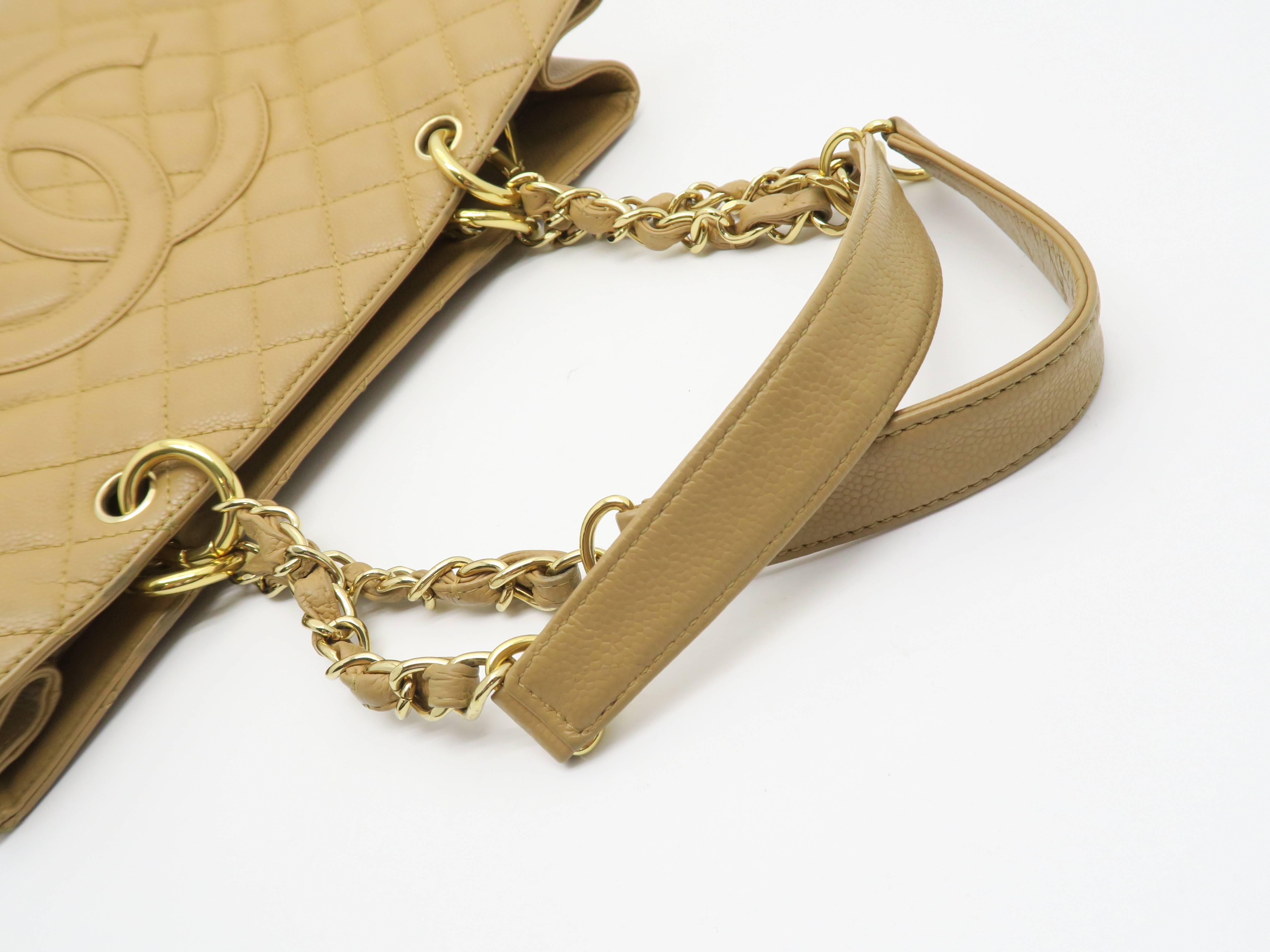 Chanel GST Brown Caviar Leather Gold Metal Shoulder Bag For Sale 4