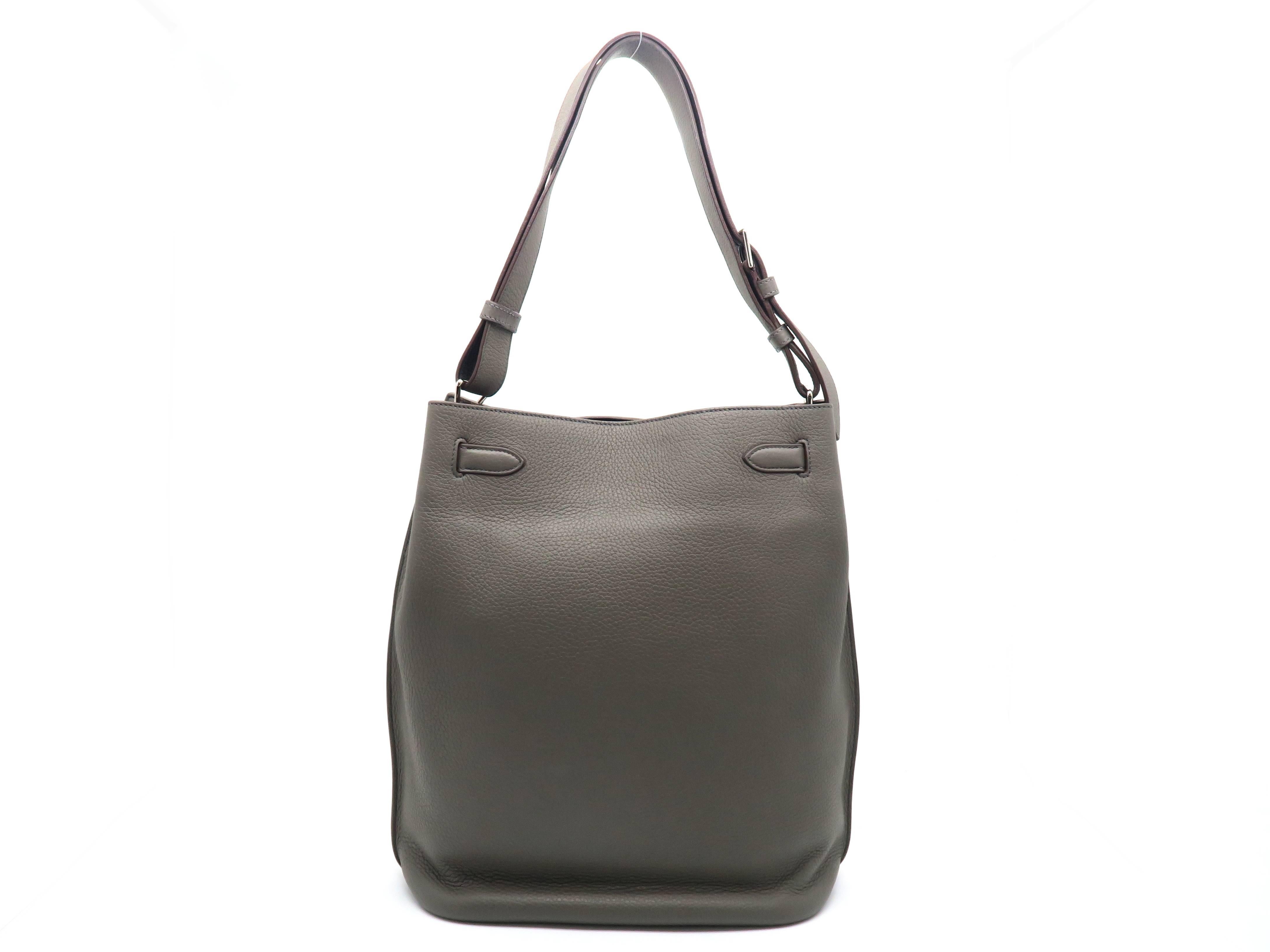 Hermes So Kelly Etain Taurillon Clemence Leather Silver Metal Shoulder Bag In Excellent Condition In Kowloon, HK