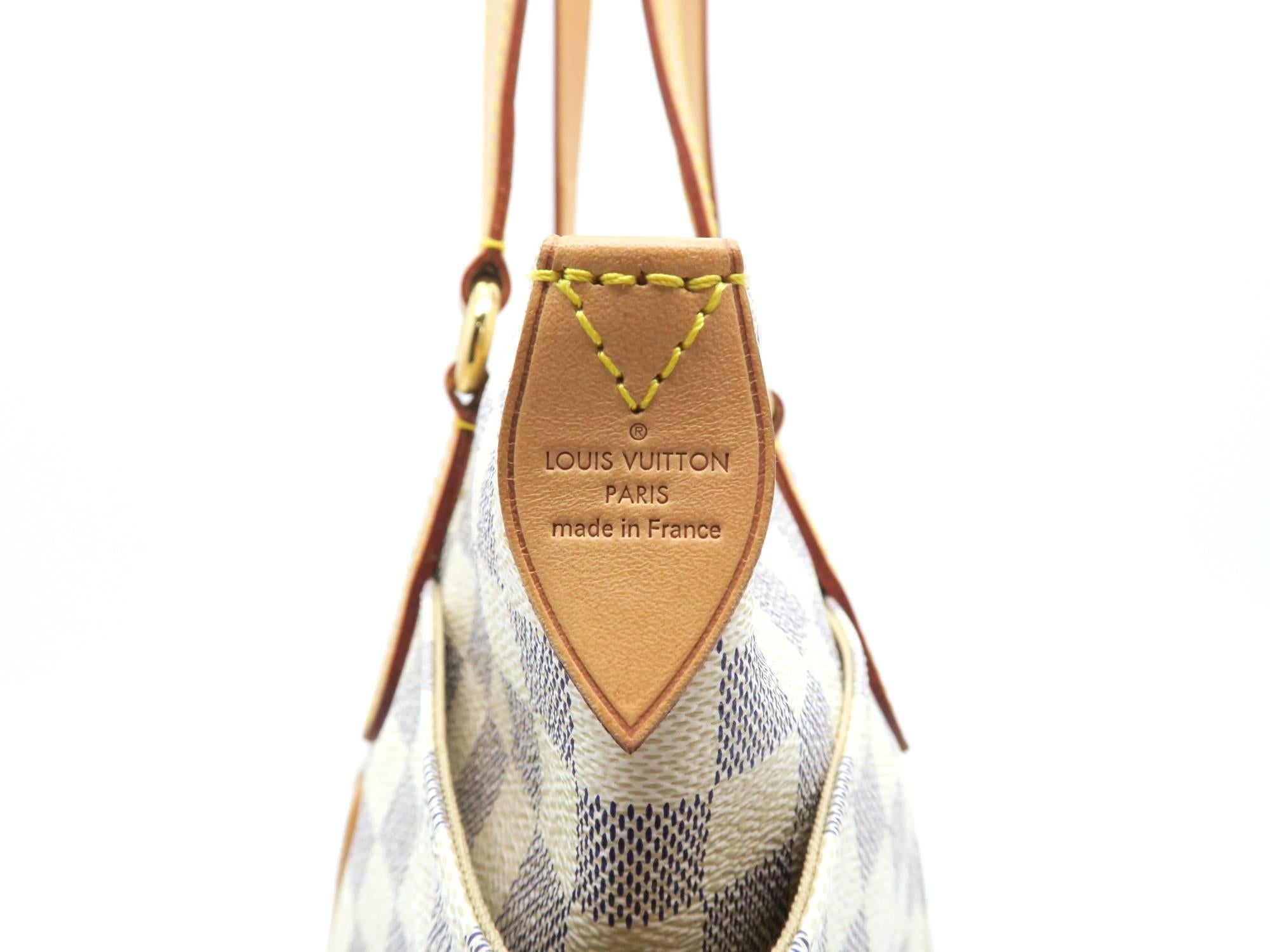 Louis Vuitton Totally PM White Damier Azur Shoulder Bag For Sale 2