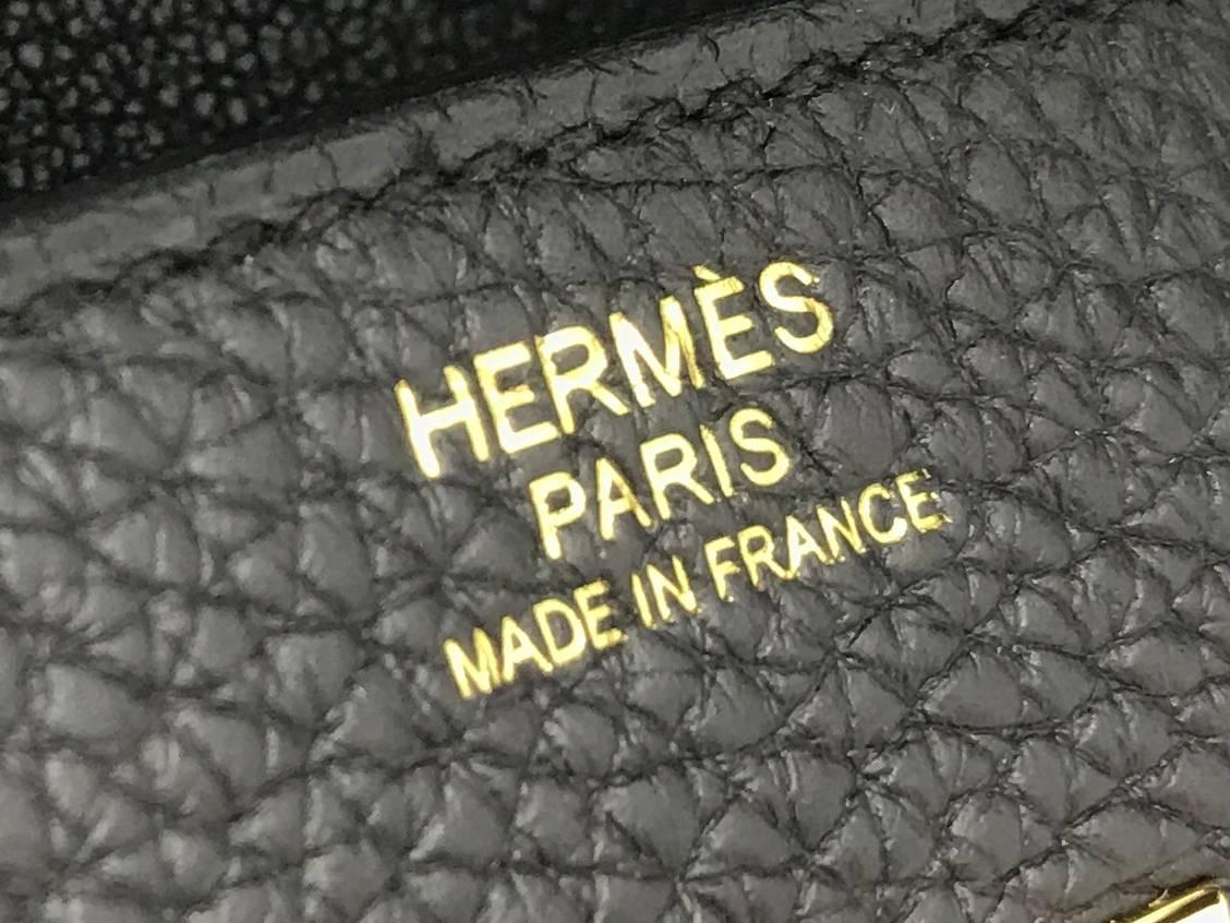 Hermes Birkin 30 Noir Taurillon Clemence Leather Gold Metal Top Handle Bag In New Condition For Sale In Kowloon, HK