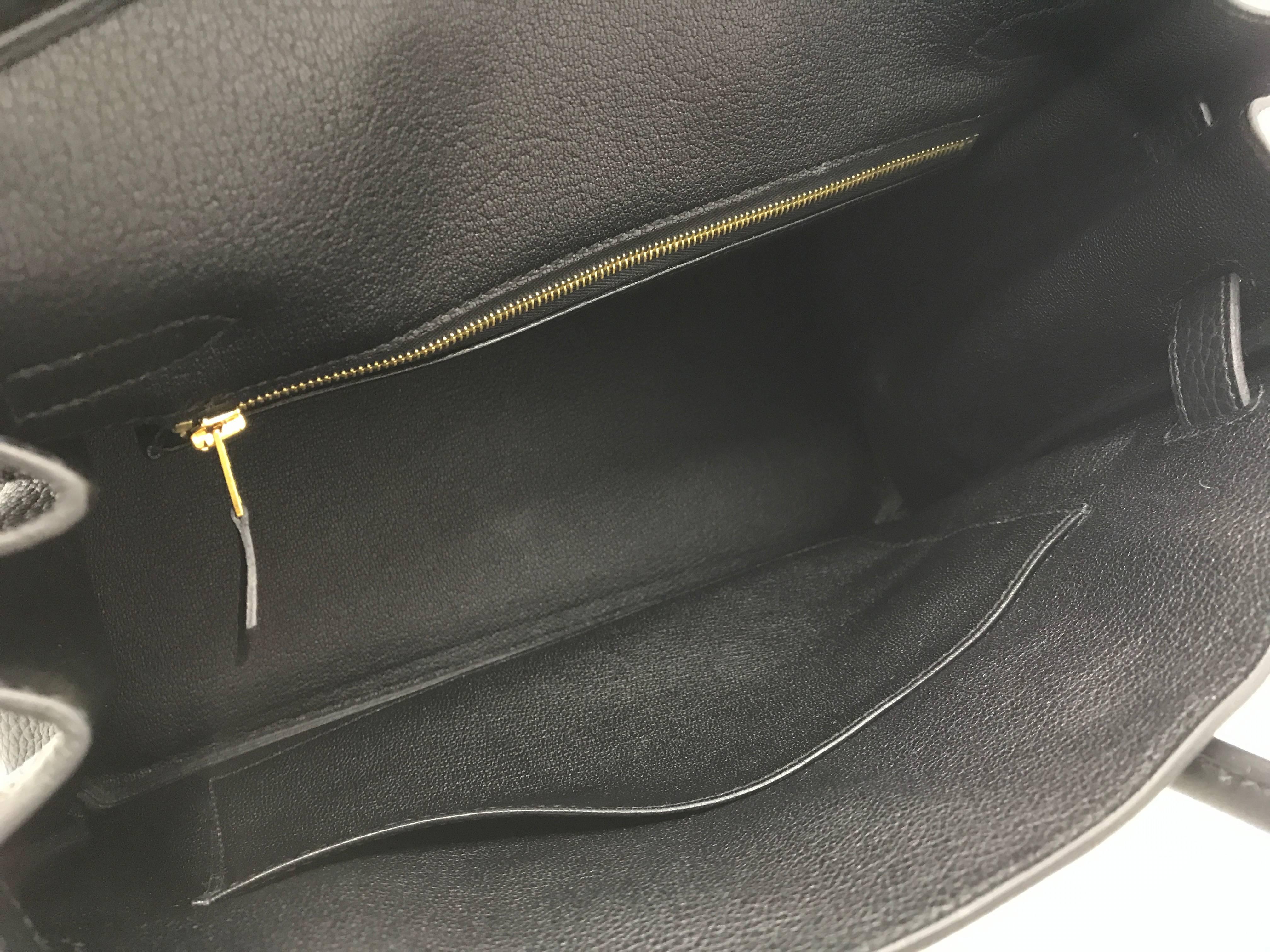 Hermes Birkin 30 Noir Taurillon Clemence Leather Gold Metal Top Handle Bag For Sale 3