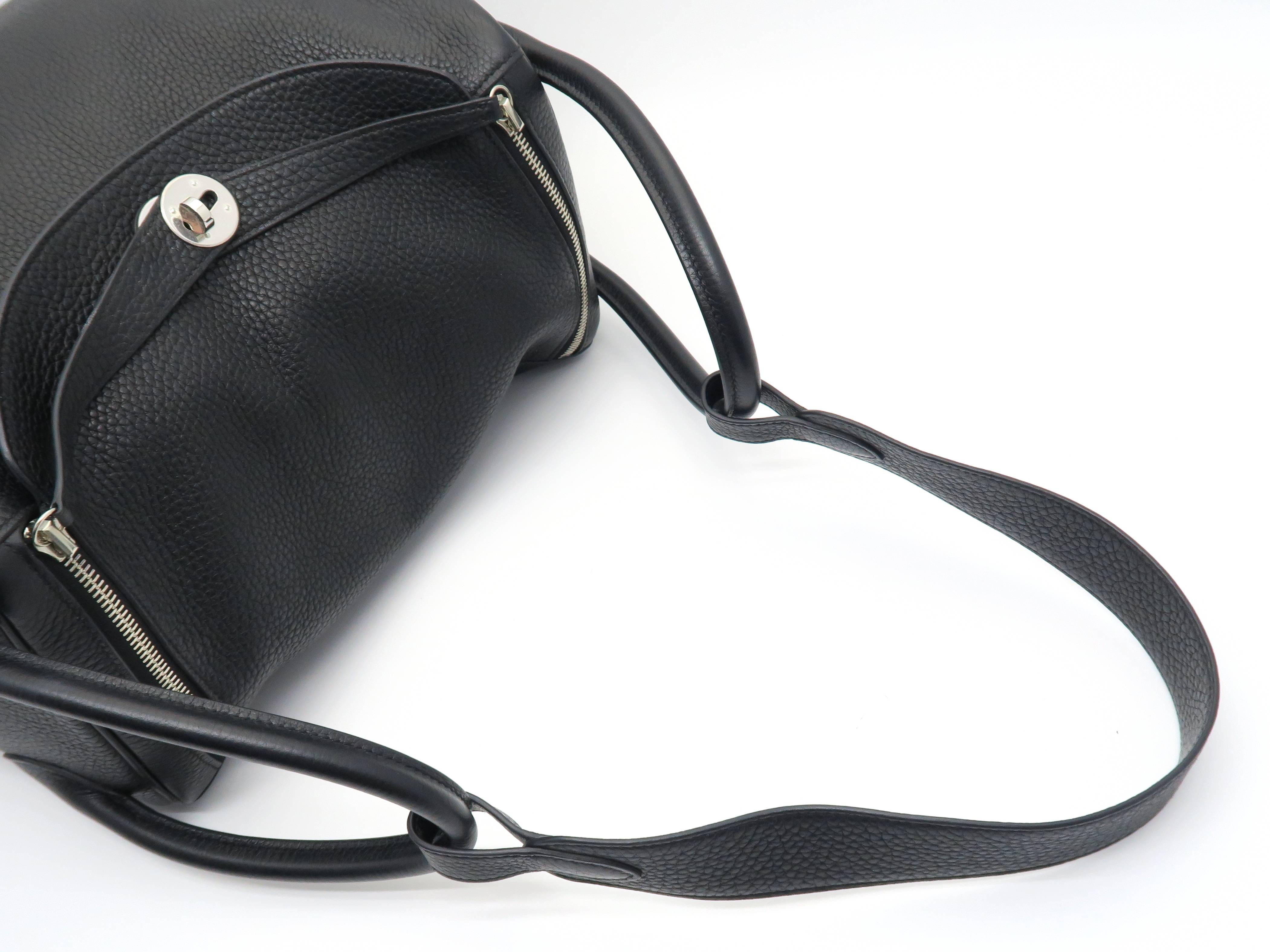 Hermes Lindy 34 Noir Taurillon Clemence Leather Shoulder Bag In Excellent Condition For Sale In Kowloon, HK