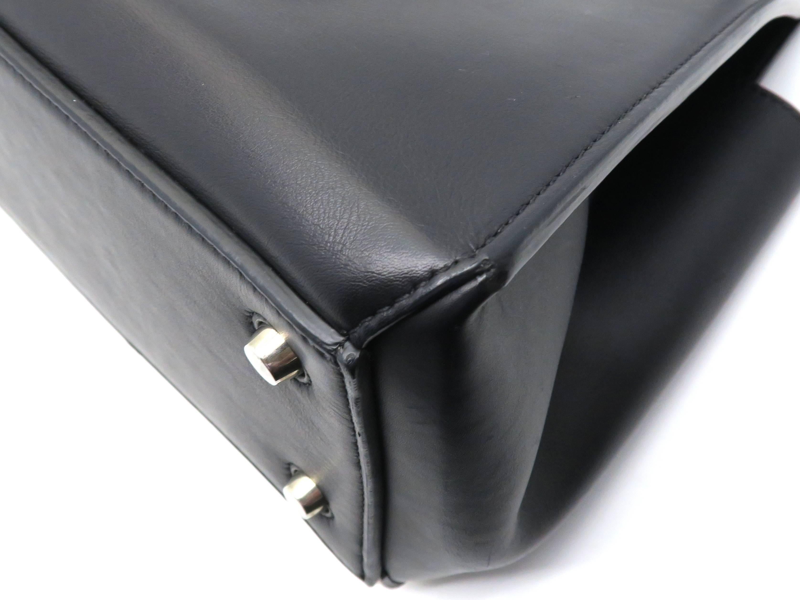Celine Edge Black/White Calfskin Leather Shoulder Bag For Sale 4