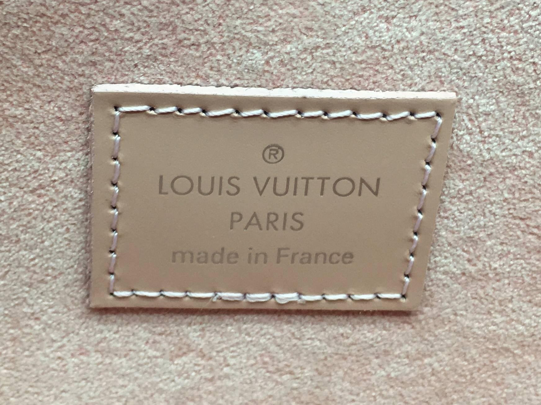 Louis Vuitton Pochette Felicie Pink Epi Crossbody Bag For Sale 2