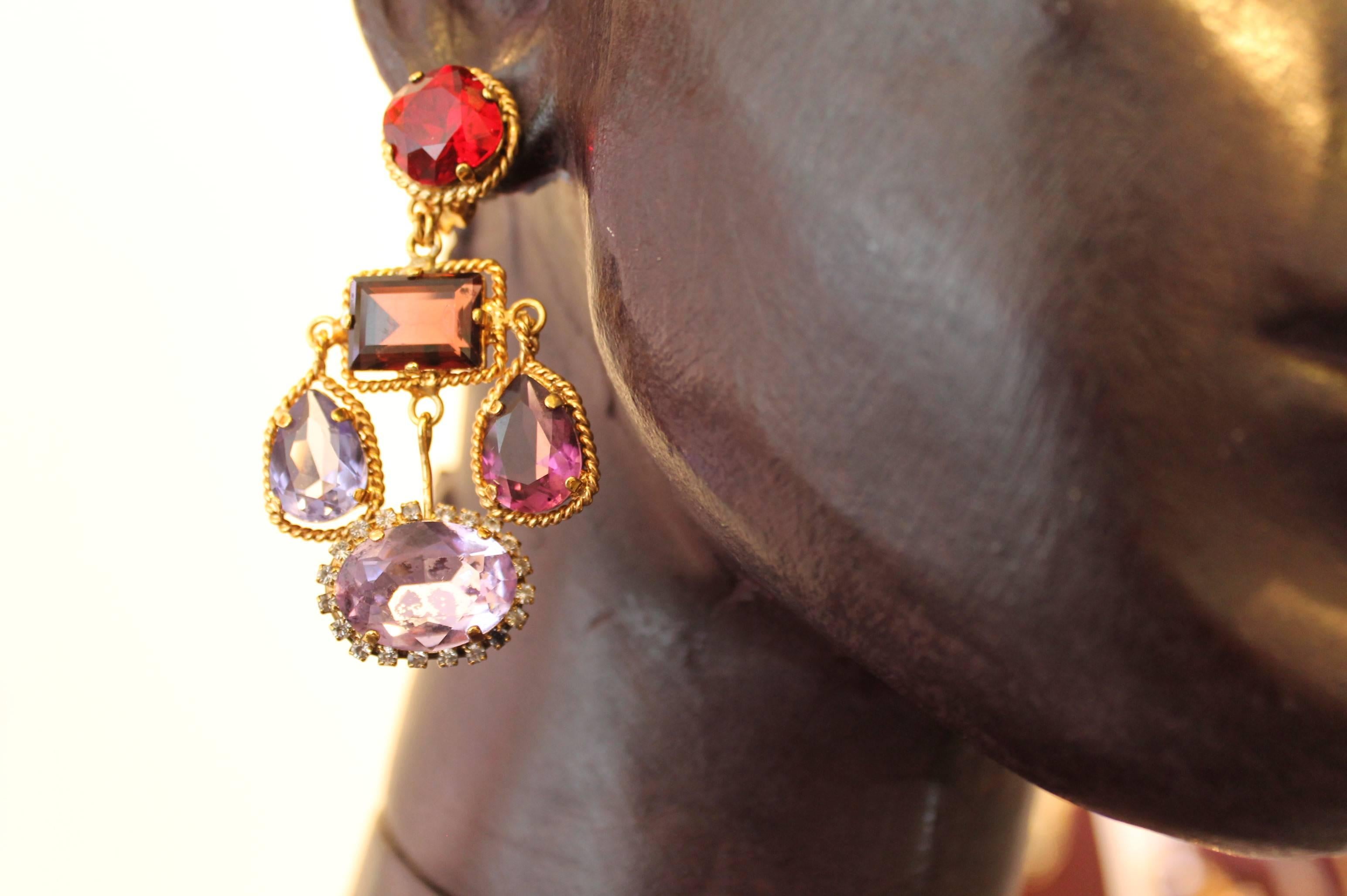 Multi-drop Red, Purple and Lilac Modern Earrings In New Condition For Sale In LONDON, GB