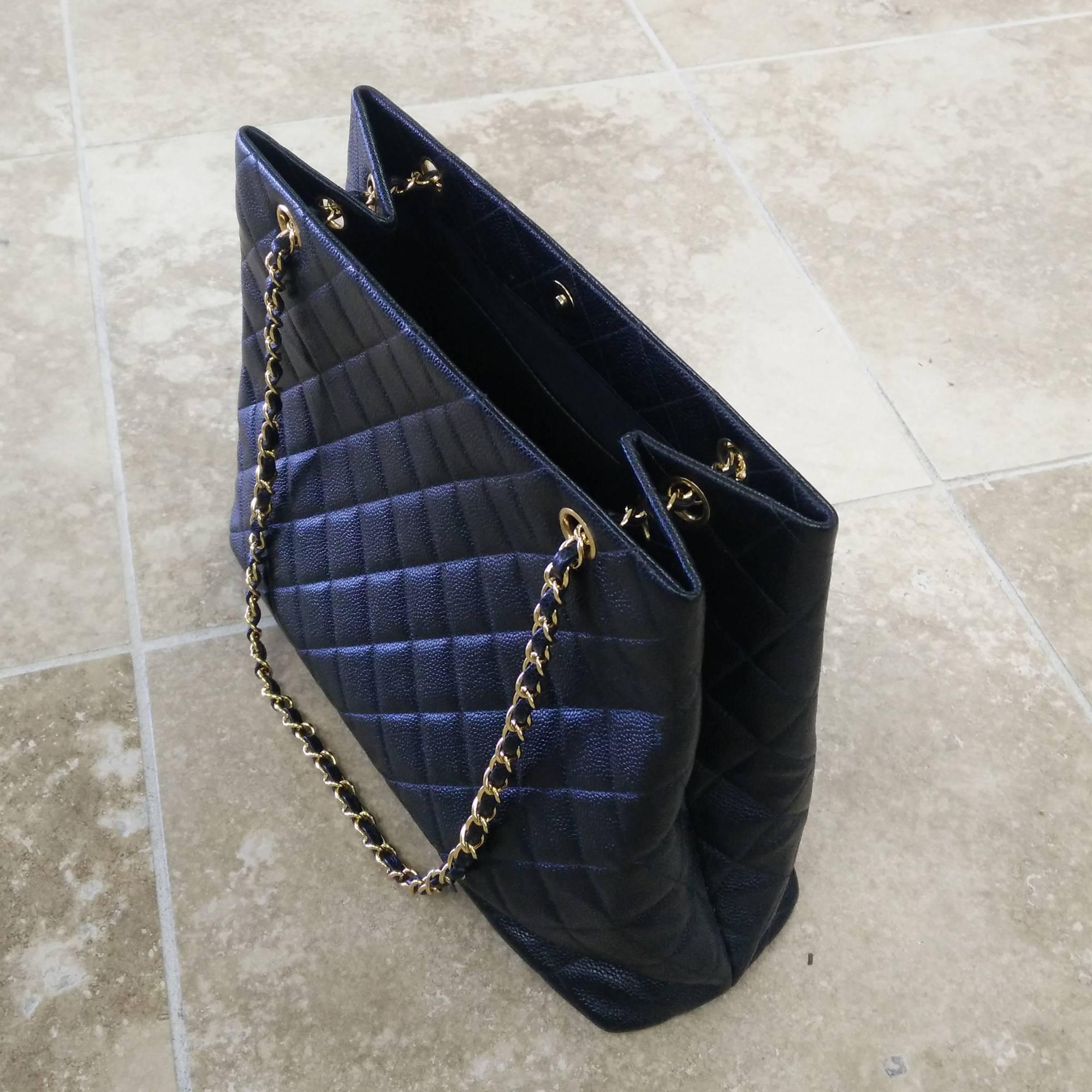 You are viewing a Pre-owned authentic Chanel Caviar black quilted leather shopper. The soft black quilted leather of this bag blends perfectly with the Chanel gold hardware and 