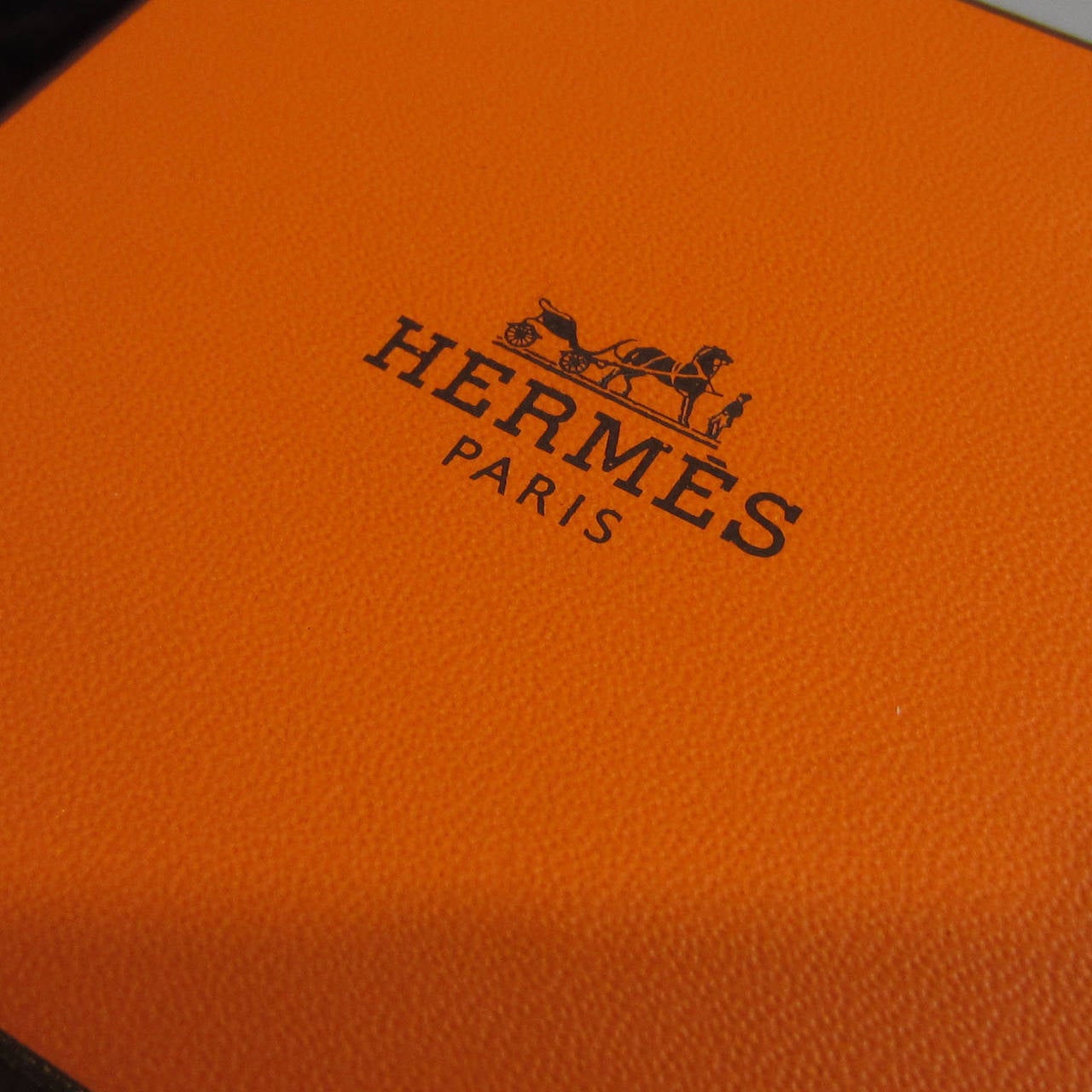 HERMES Enamel Print Cuff Bangle Bracelet 2