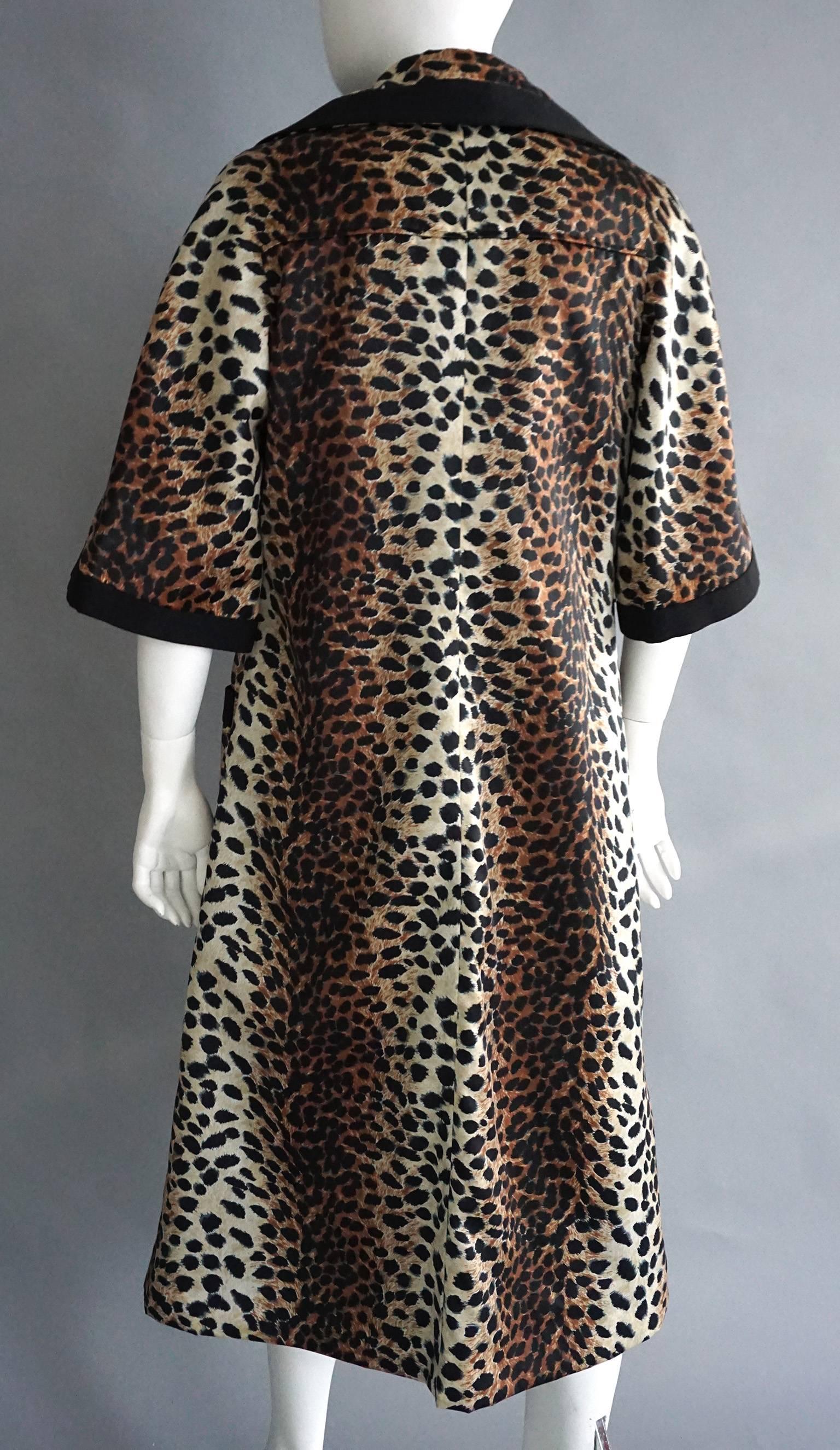 LILLI ANNE Silk Leopard Print Coat with Black Trim 3