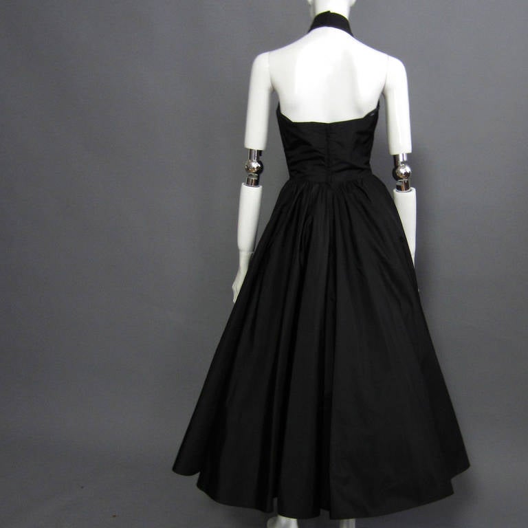 VICTOR COSTA Black Halter Gown In Excellent Condition In New York, NY