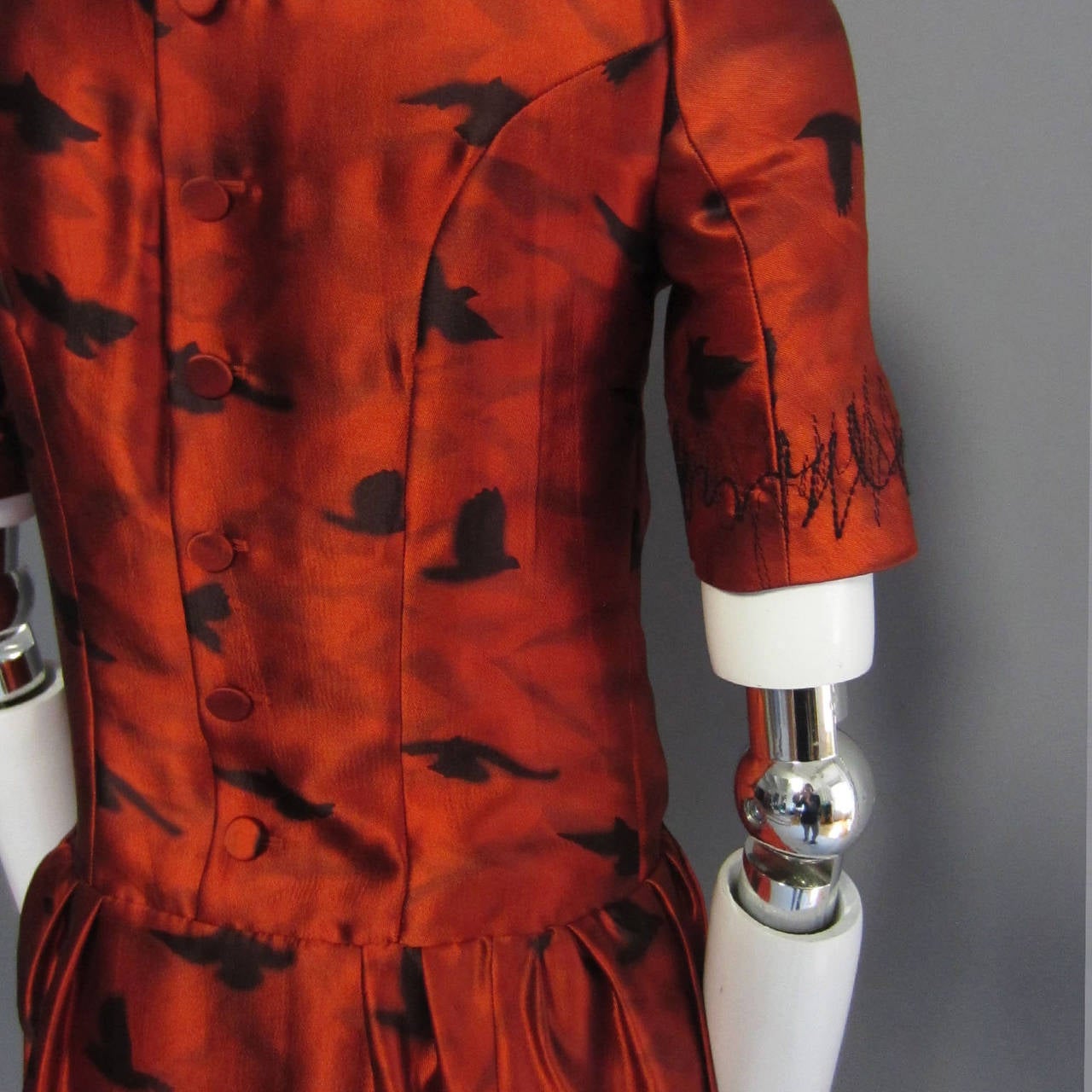 ROCHAS Pre Fall 2006 Silk Print Dress with Embroidery Detail For Sale 3