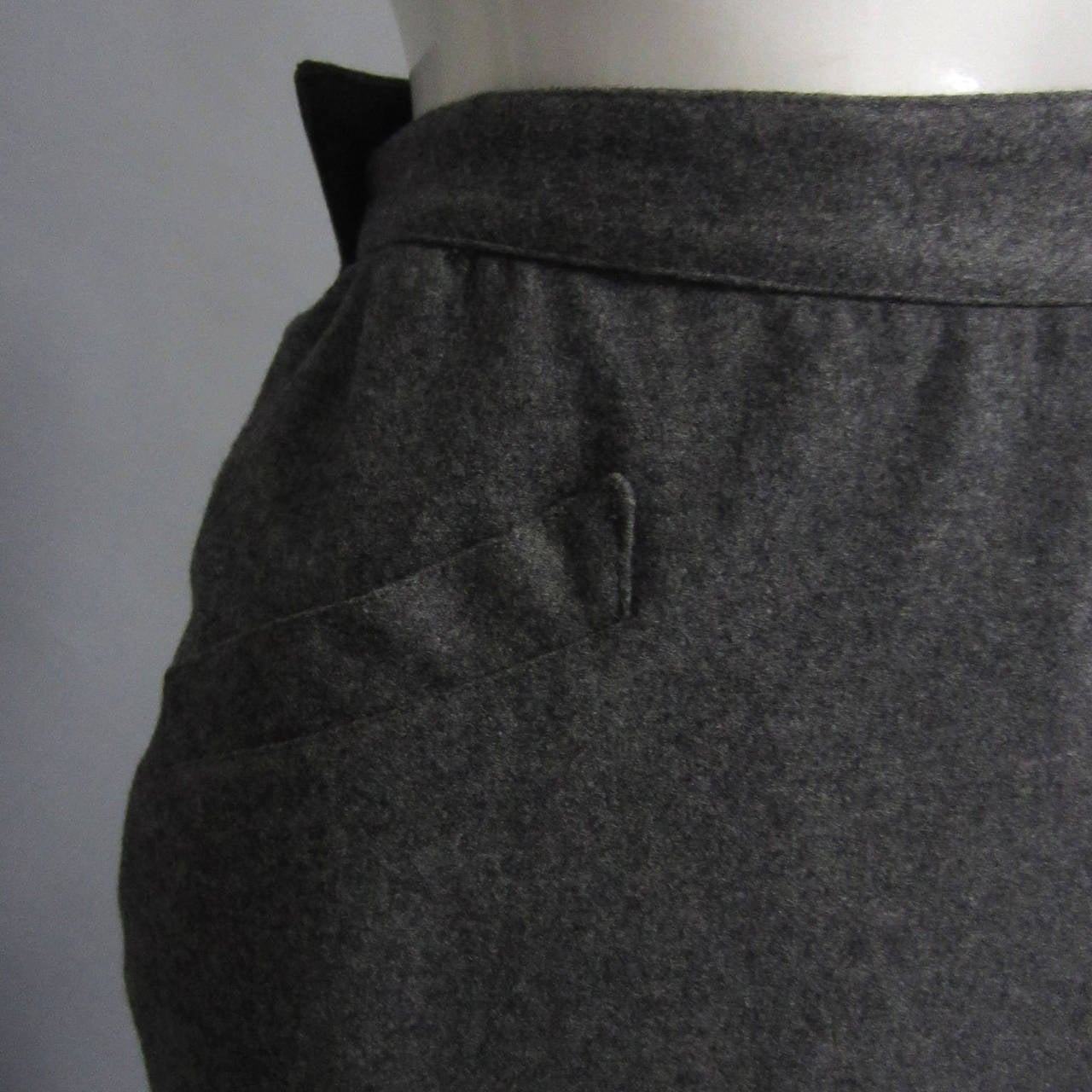 Black THIERRY MUGLER Grey Wool Wrap Style Pencil Skirt For Sale