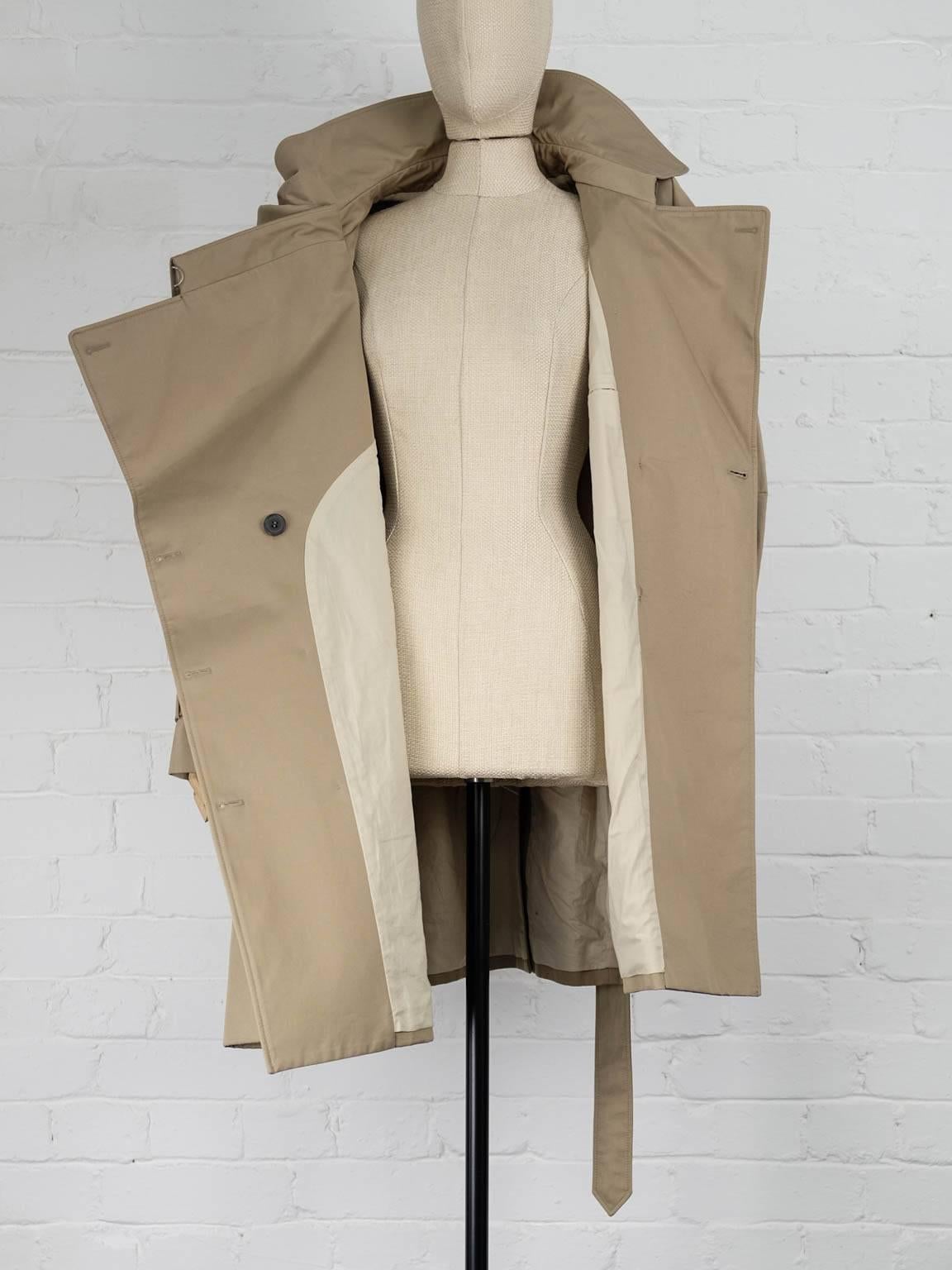 Women's 2008 MAISON MARTIN MARGIELA deconstucted trench coat For Sale