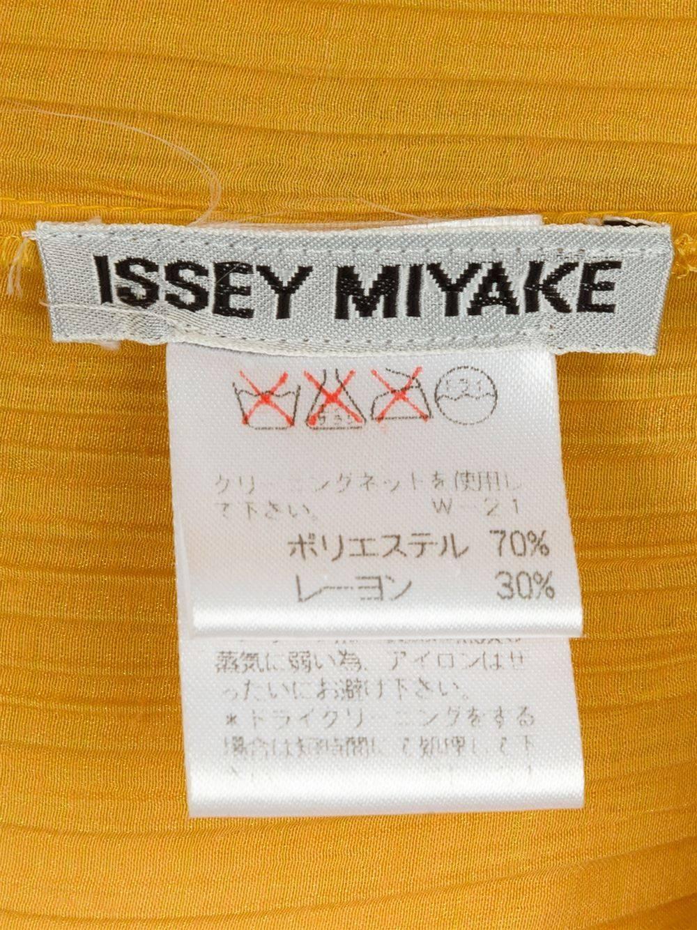 ISSEY MIYAKE  pleated dress In Excellent Condition For Sale In London, GB