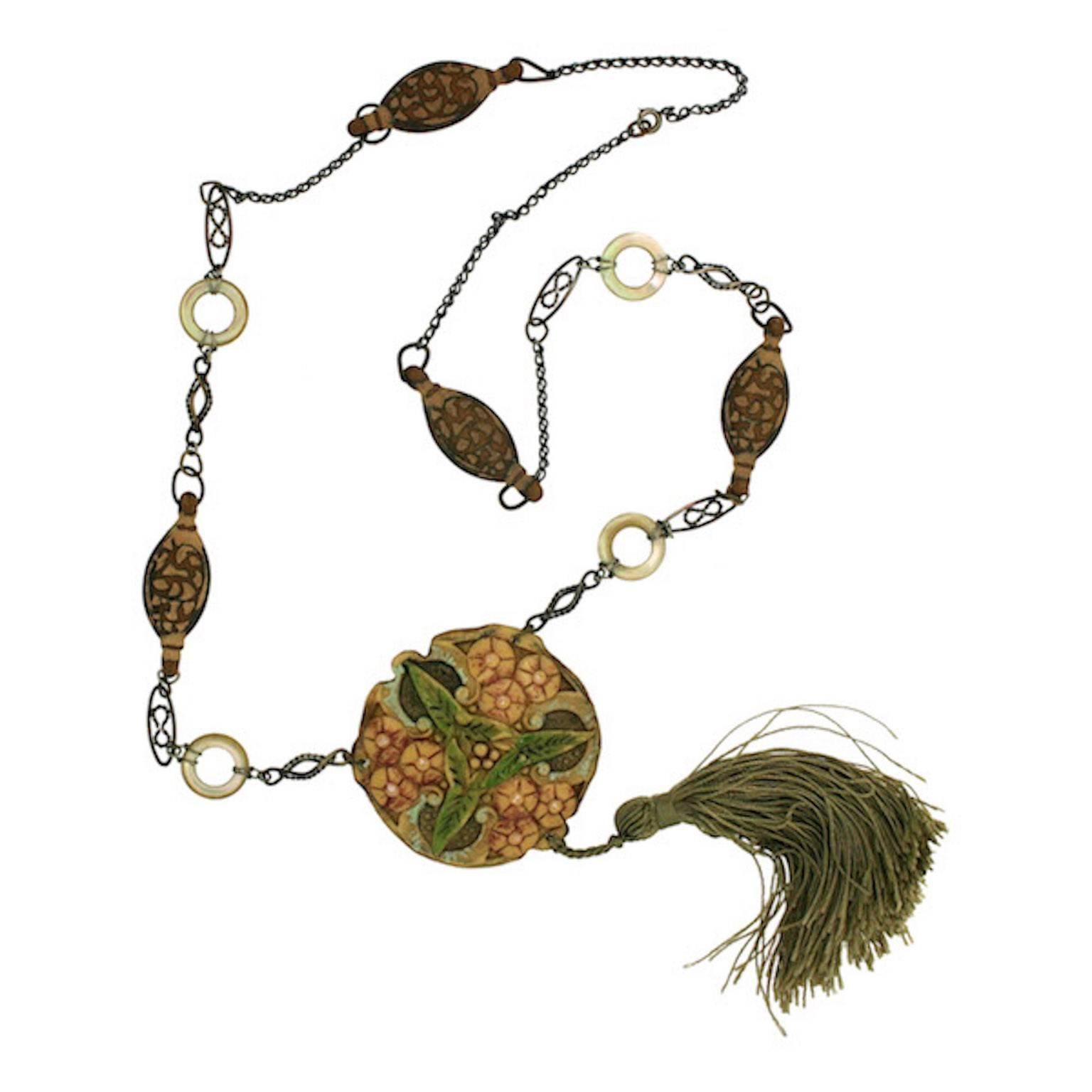 1910s Art Nouveau Celluloid Vintage Pendant Necklace