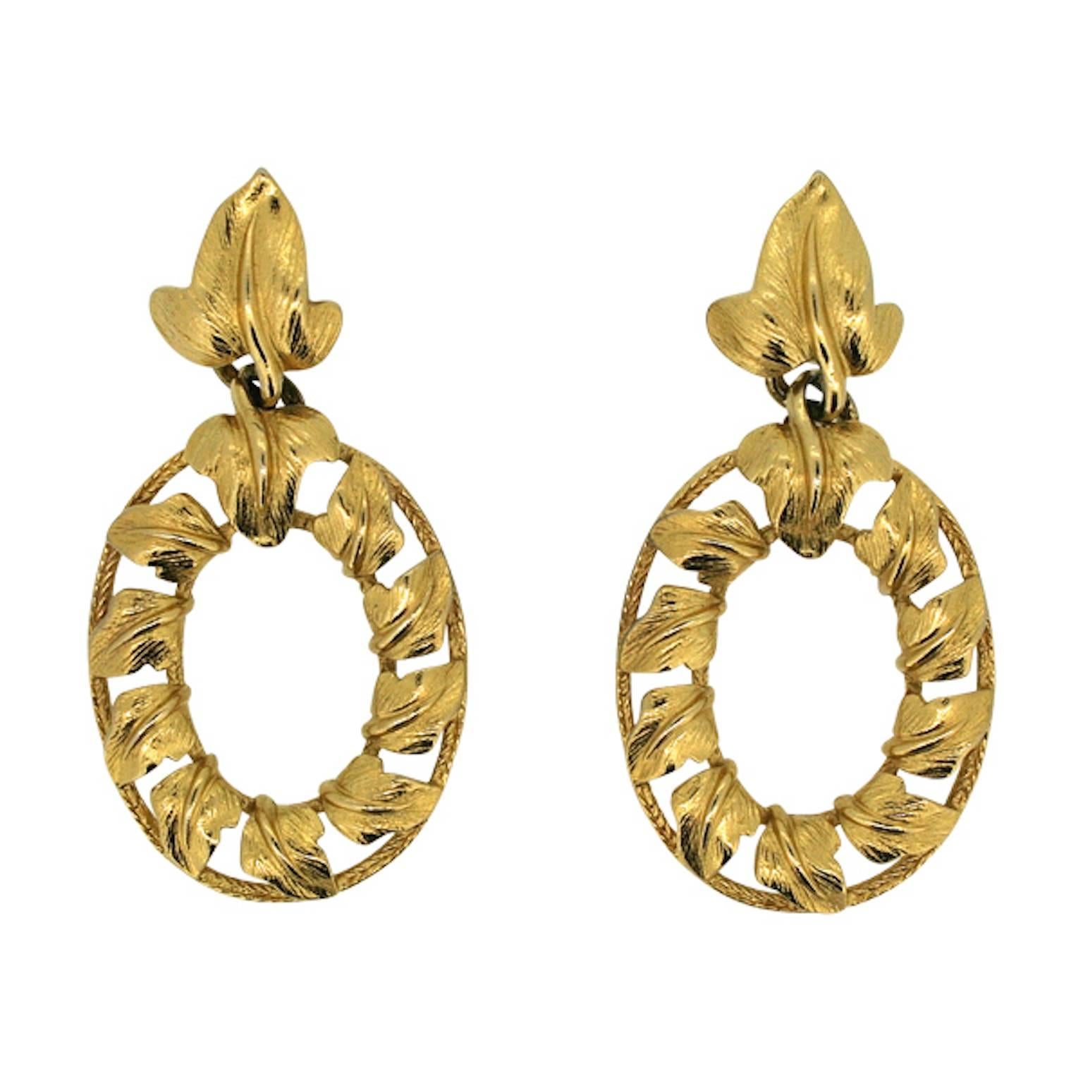 Trifari 1980s Gold Tone Ivy Design Vintage Hoop Earrings