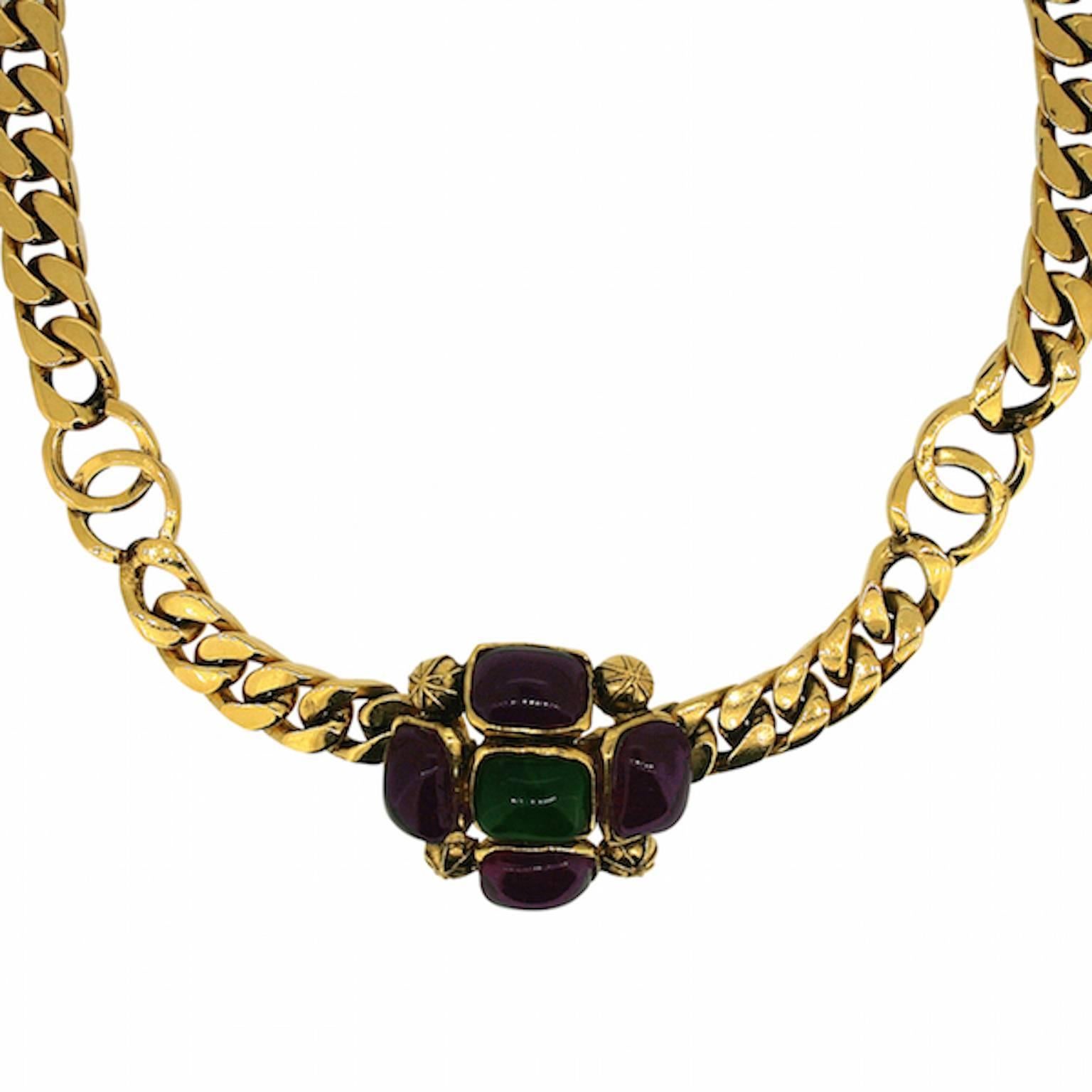This show-stopping necklace is a fine example of Chanel's craftsmanship. It features a beautiful design.
Condition Report:
Excellent
The Details...
This gold plated necklace features a curb link chain detailed with the famed Chanel interlocking 'C'