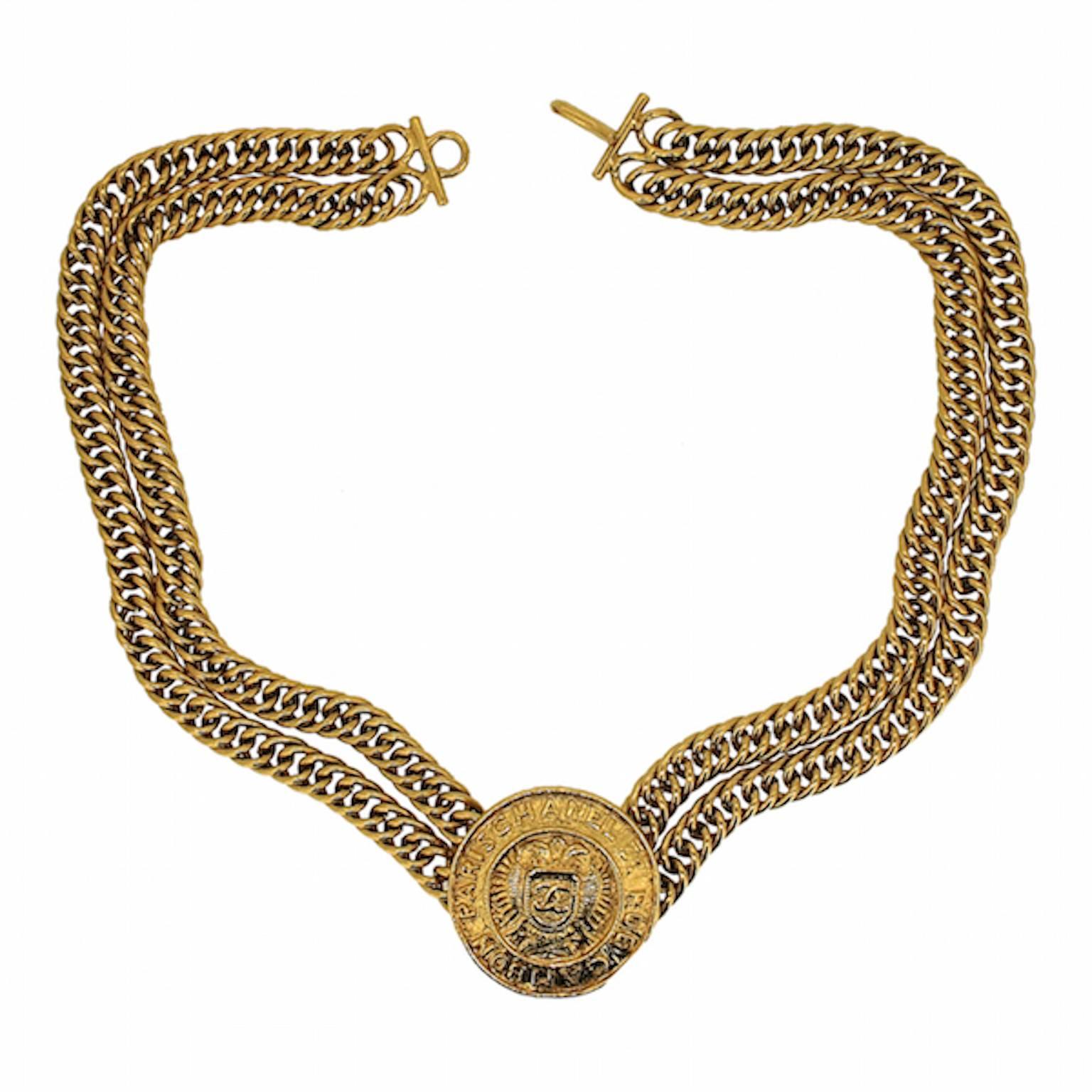 Chanel 1980s Gold Plated Medallion Vintage Necklace For Sale
