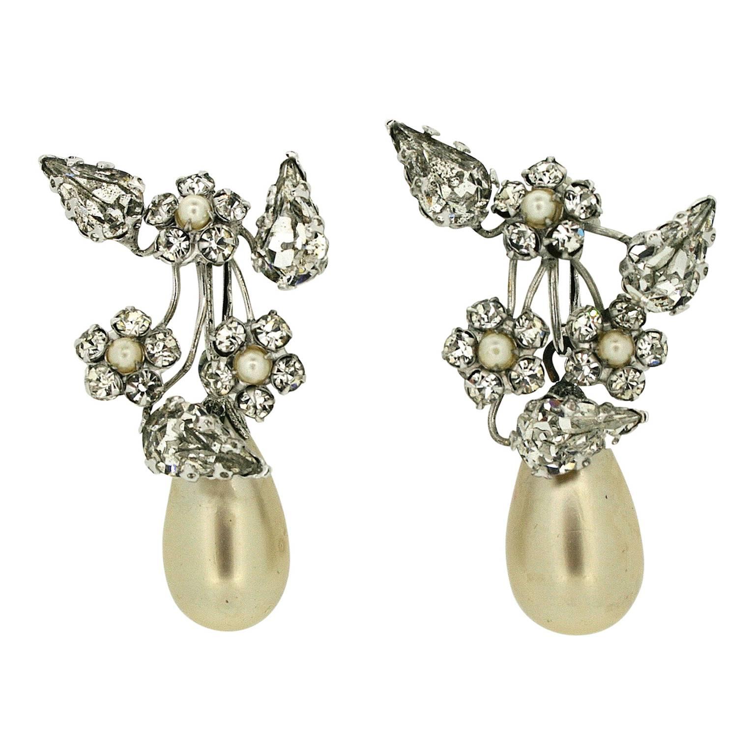 Schreiner 1950s Rhinestone and Faux Pearl Vintage Floral Earrings For Sale