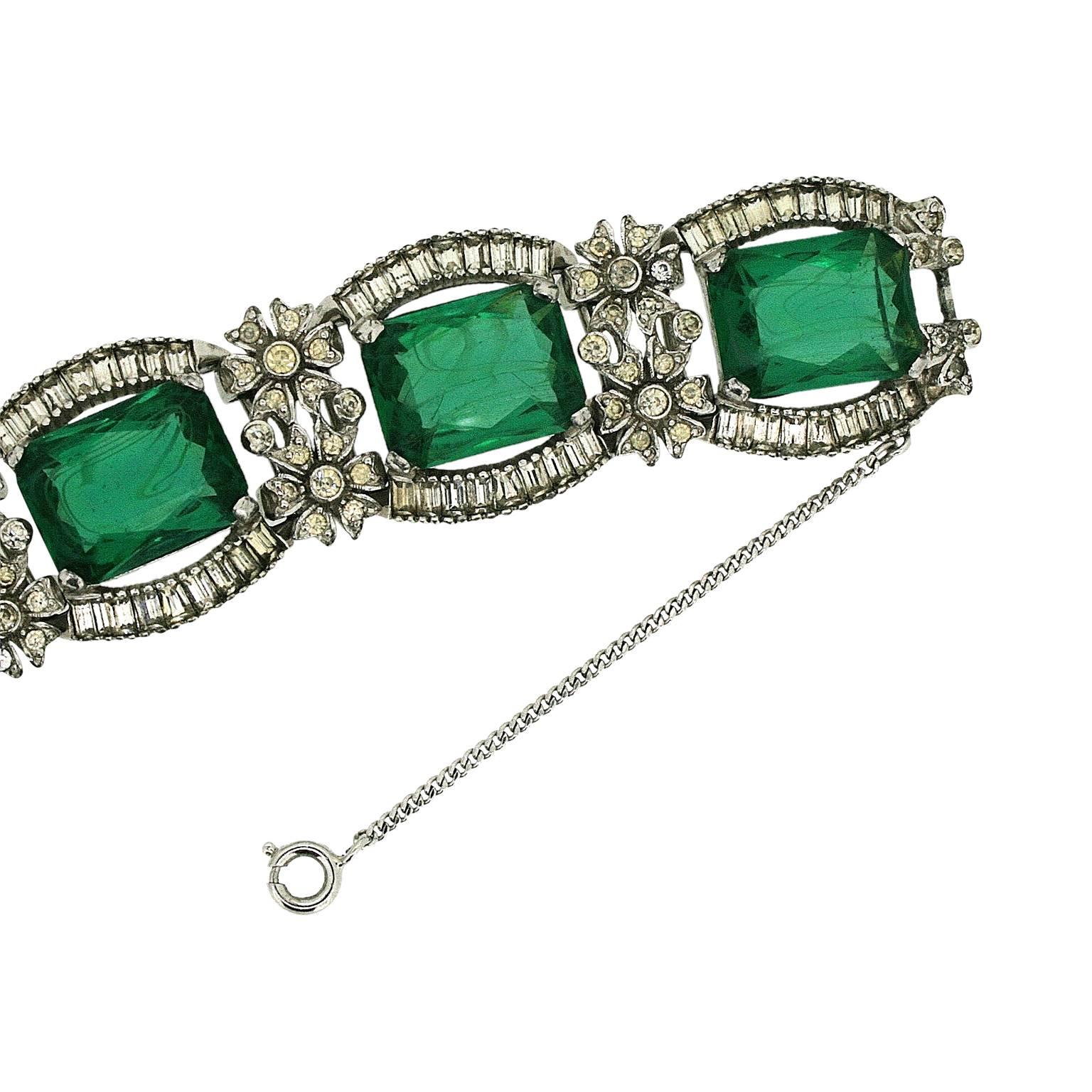 Women's Jomaz 1960s Emerald Green Glass Vintage Floral Bracelet