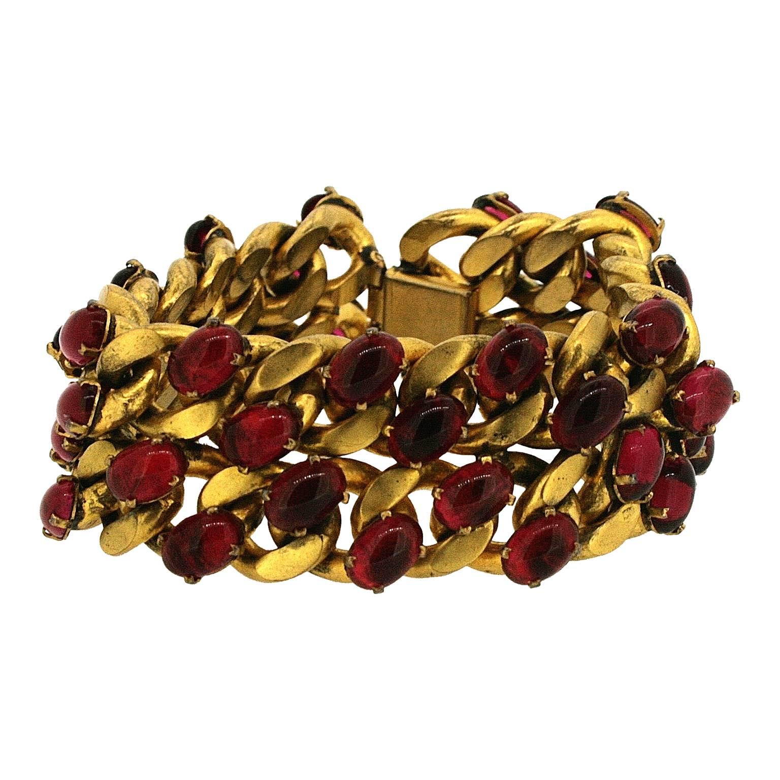 1940s Red Glass and Gilt Metal Vintage Statement Bracelet For Sale