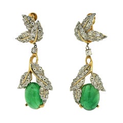 Jomaz 1960s Green Glass Floral Design Retro Earrings