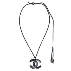 CHANEL Dark Silver Tone Chain and Rhinestones CC logo Necklace