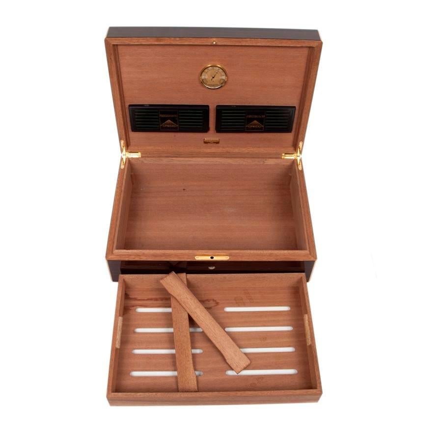 LOUIS VUITTON Cigar Case in mahogany finish in ebony wood In Excellent Condition In Paris, FR