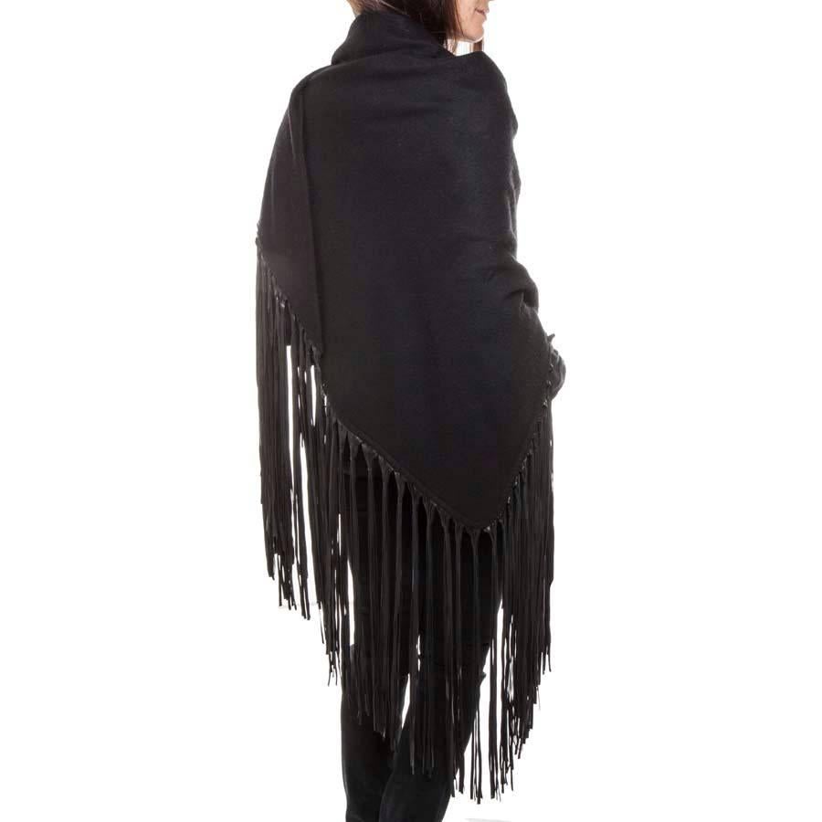Women's Rare Hermes Fringed Shawl in black Cashmere, Wool and Lamb