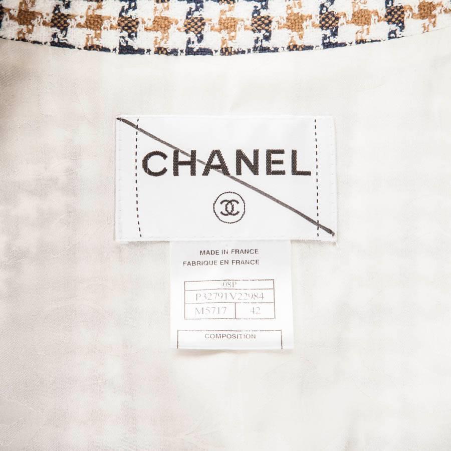Chanel Spring Jacket in tweed blue and beige 3