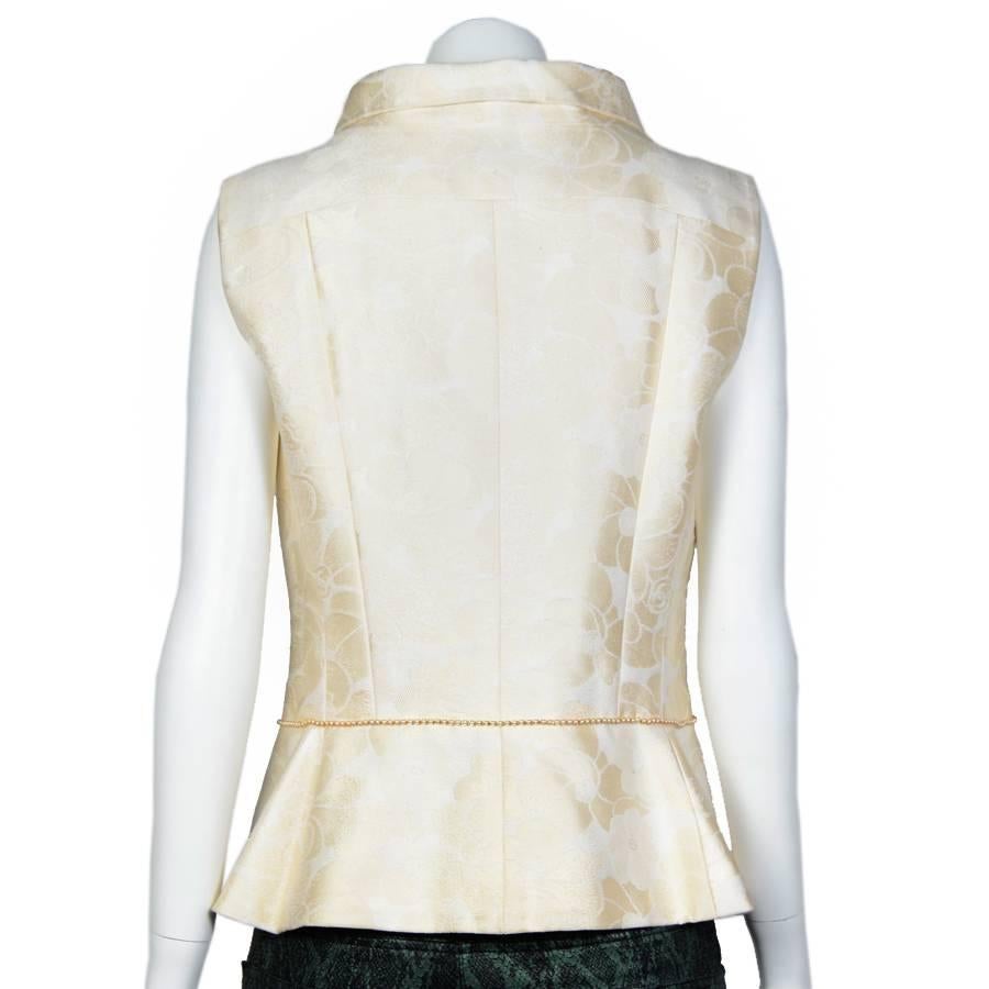 Beige Chanel Spring 2001 Cotton Sleeveless Jacket with a Beaded Pearl Belt 42FR