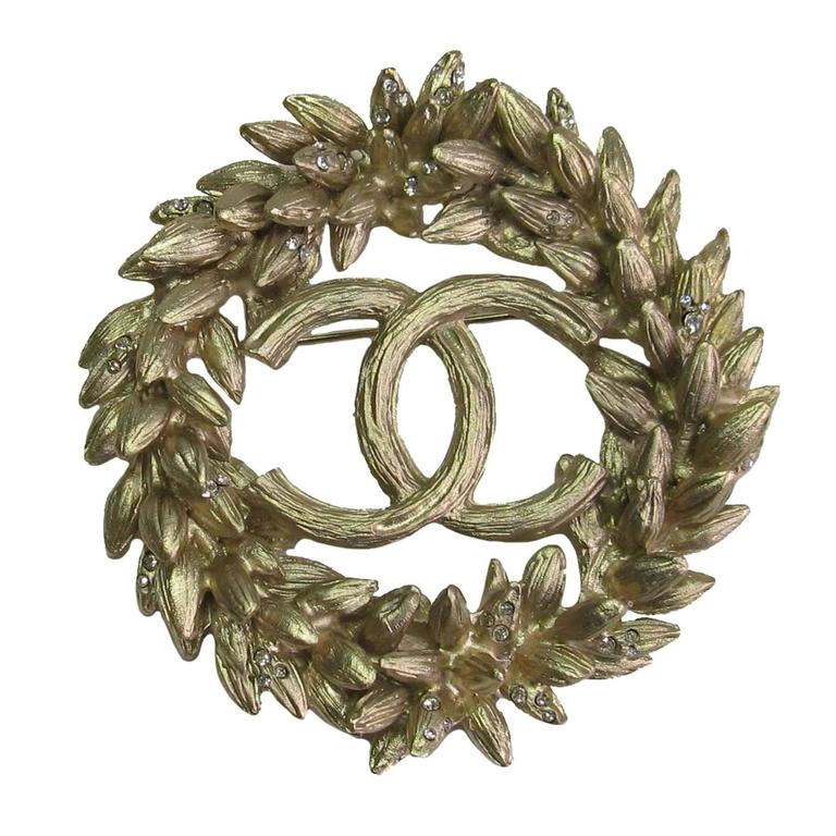 Chanel Faux Pearl Matte Gold Tone CC Logo Brooch at 1stDibs